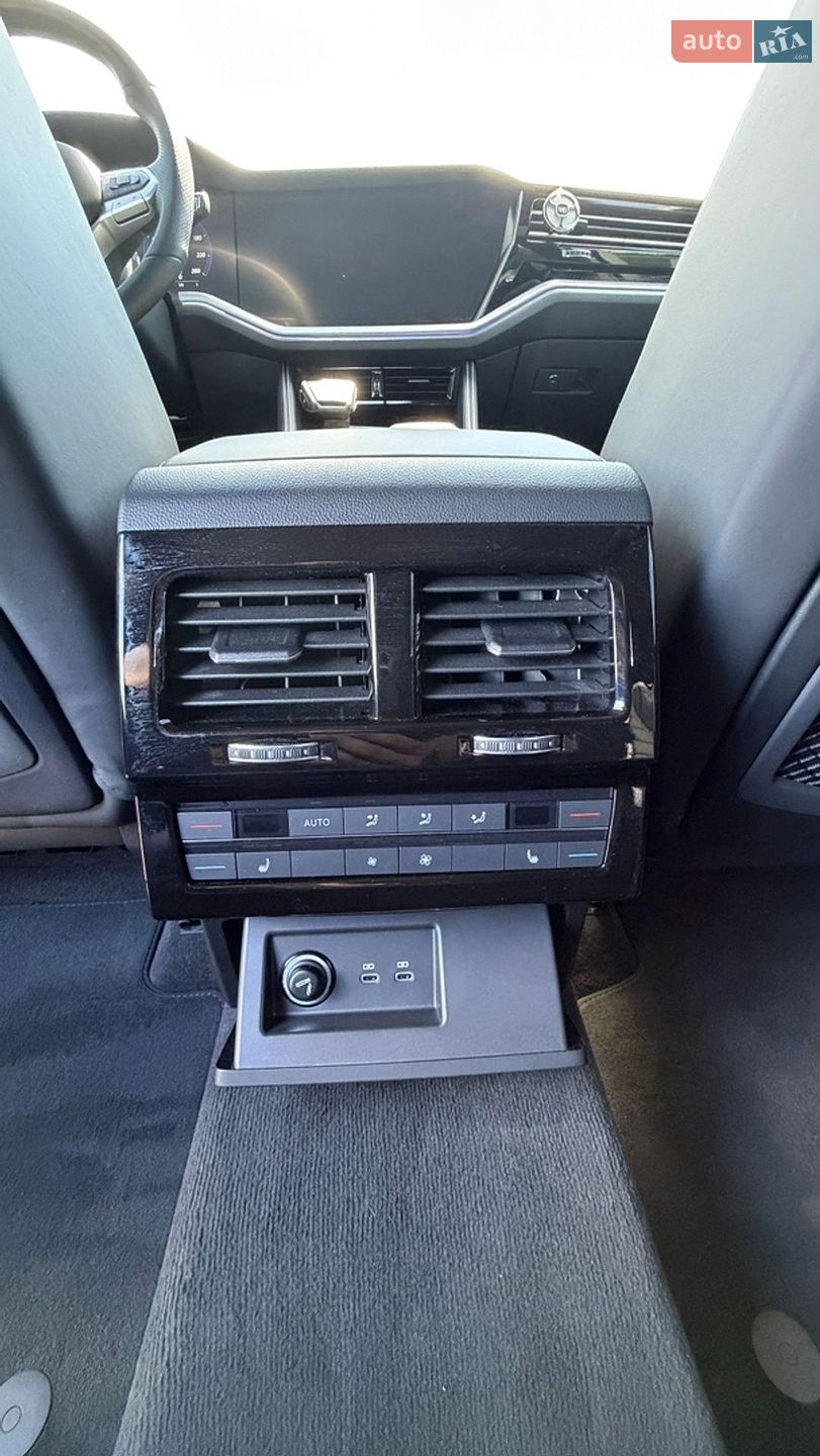 Volkswagen Touareg 2025 VIN WVGZZZCR1SD011852 фото оголошення 43 з 80