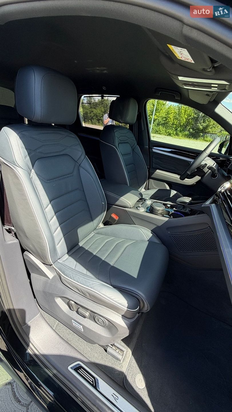 Volkswagen Touareg 2025 VIN WVGZZZCR1SD011852 фото оголошення 58 з 80
