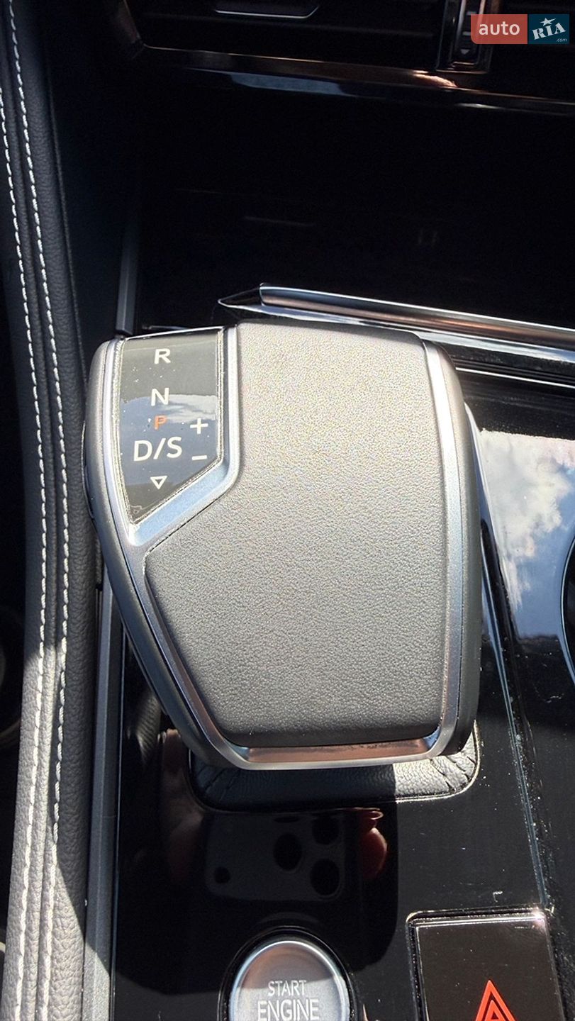 Volkswagen Touareg 2025 VIN WVGZZZCR1SD011852 фото оголошення 70 з 80