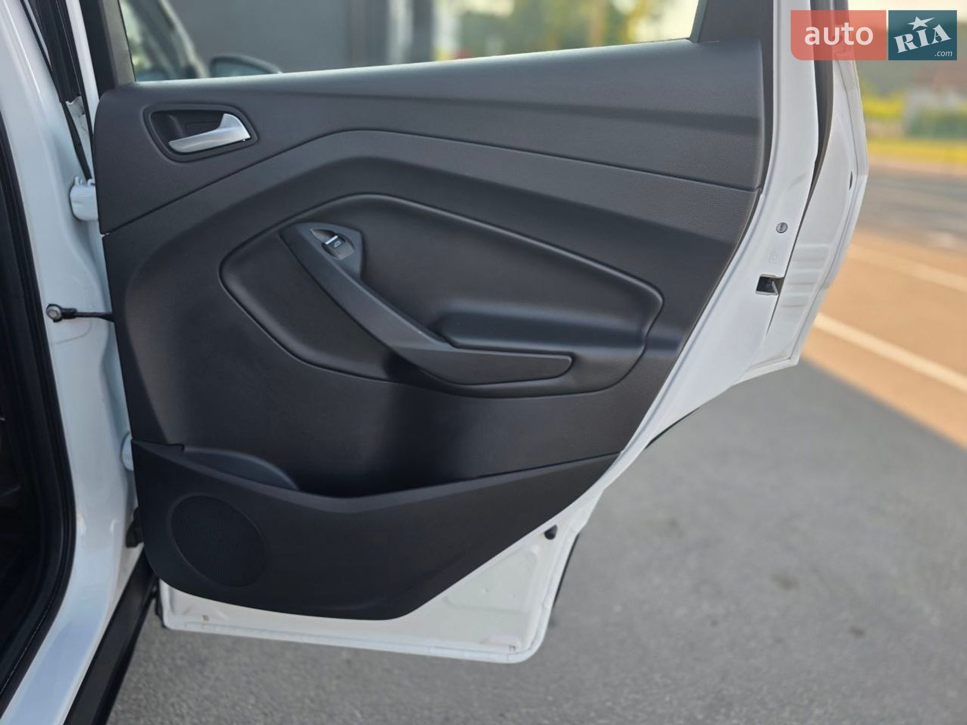 Ford Kuga 2019 VIN WF0AXXWPMAKP24725 фото оголошення 37 з 63