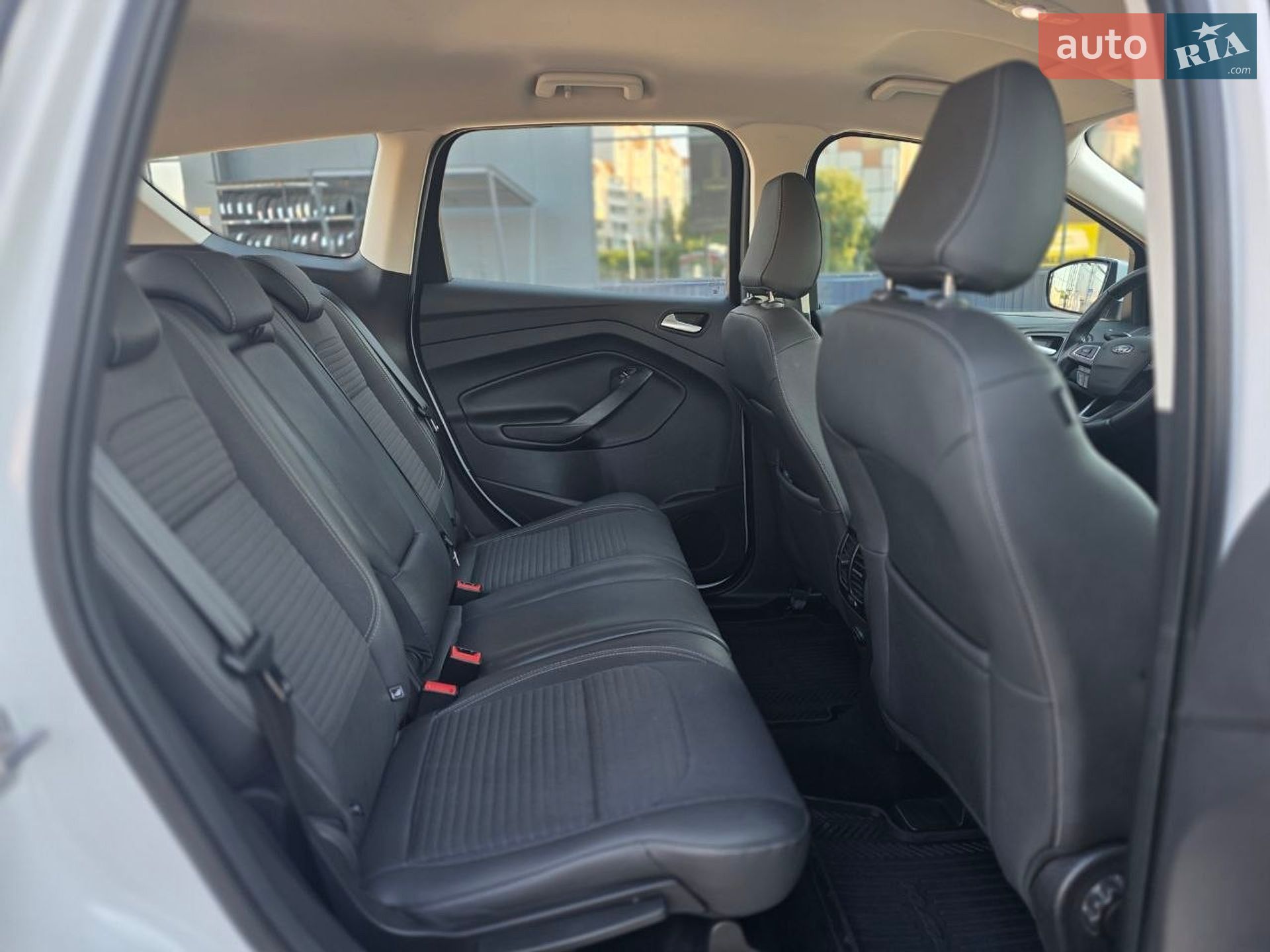 Ford Kuga 2019 VIN WF0AXXWPMAKP24725 фото оголошення 38 з 63