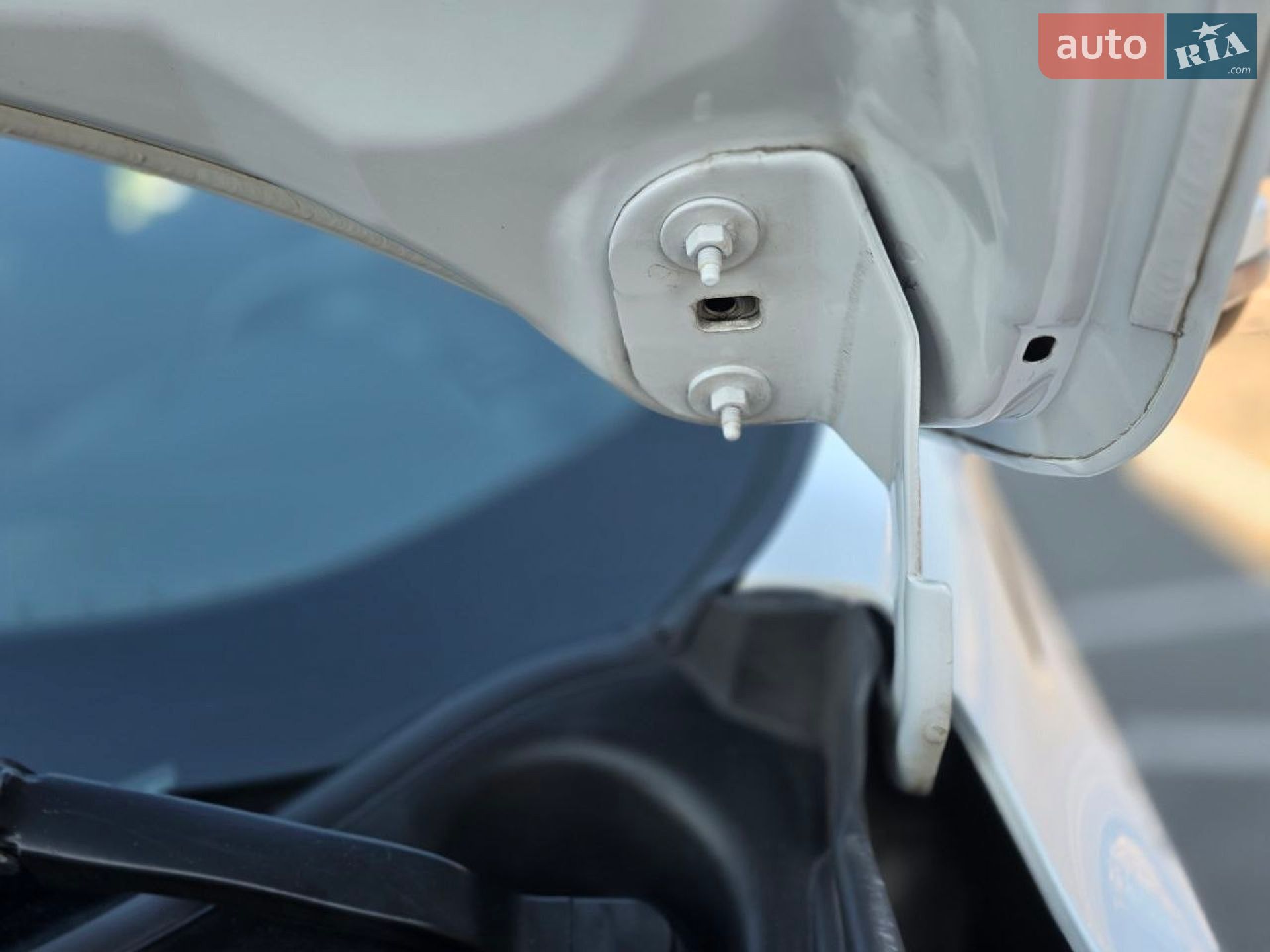 Ford Kuga 2019 VIN WF0AXXWPMAKP24725 фото оголошення 40 з 63