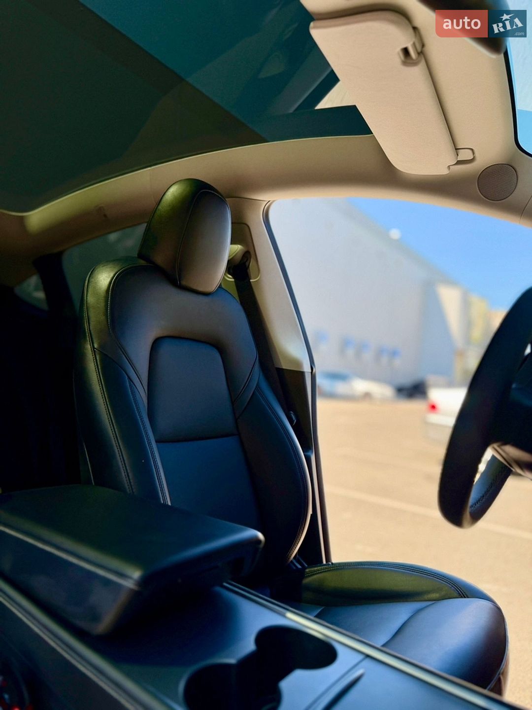 Tesla Model Y 2024 VIN XP7YGCER2RB515991 фото оголошення 9 з 14