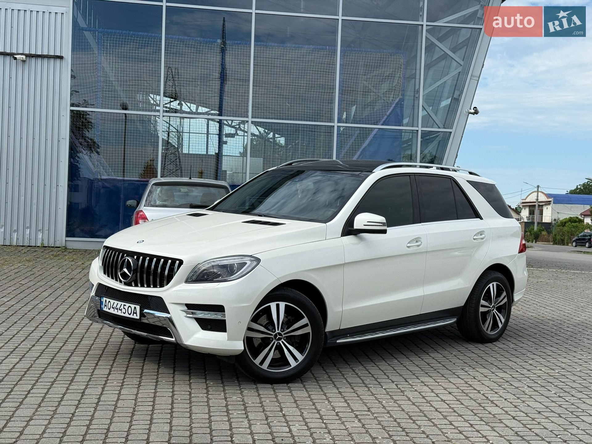 Mercedes-Benz M-Class 2012 VIN 4JGDA2EB2DA136839 фото оголошення 3 з 51