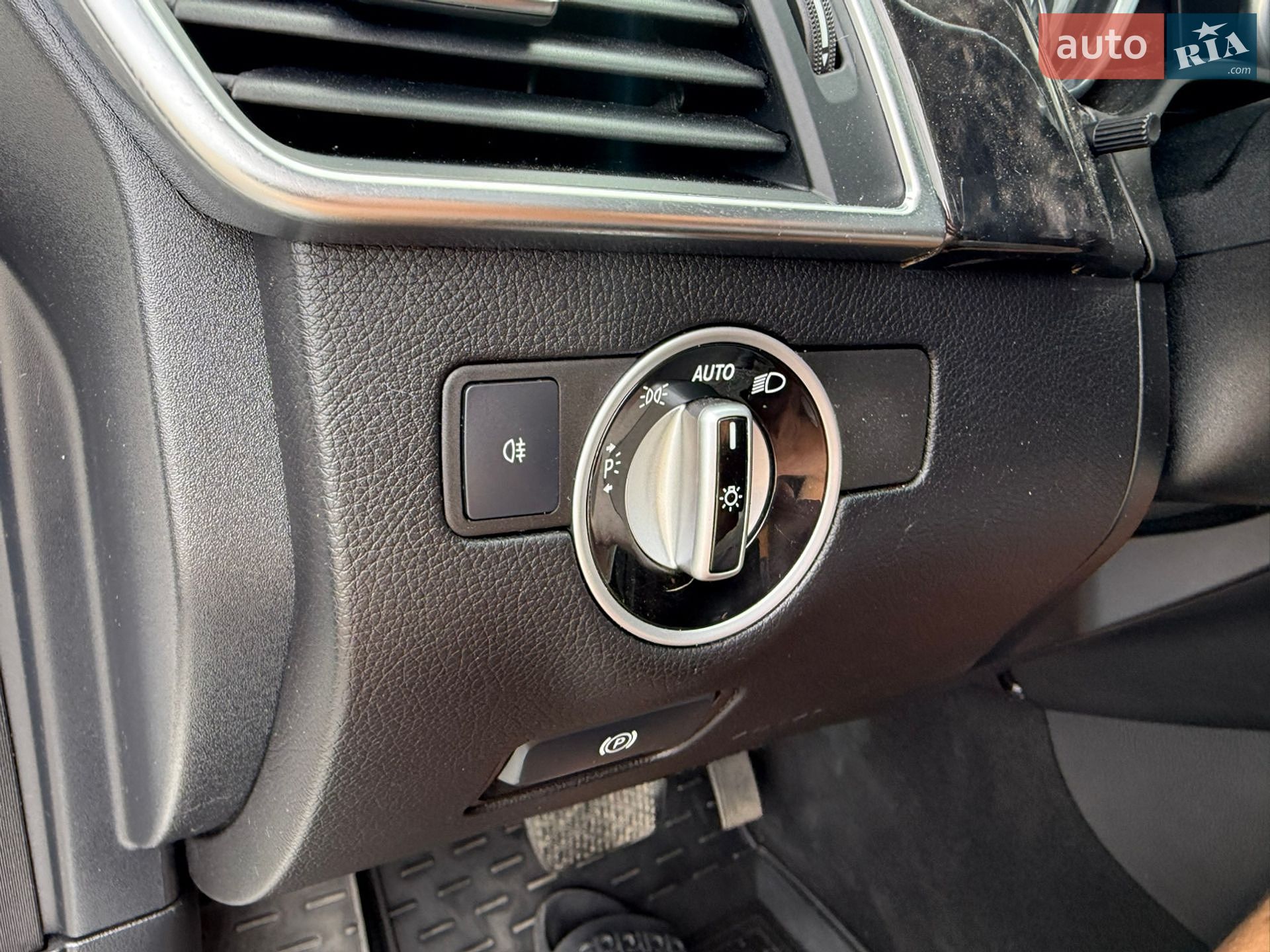 Mercedes-Benz M-Class 2012 VIN 4JGDA2EB2DA136839 фото оголошення 40 з 51
