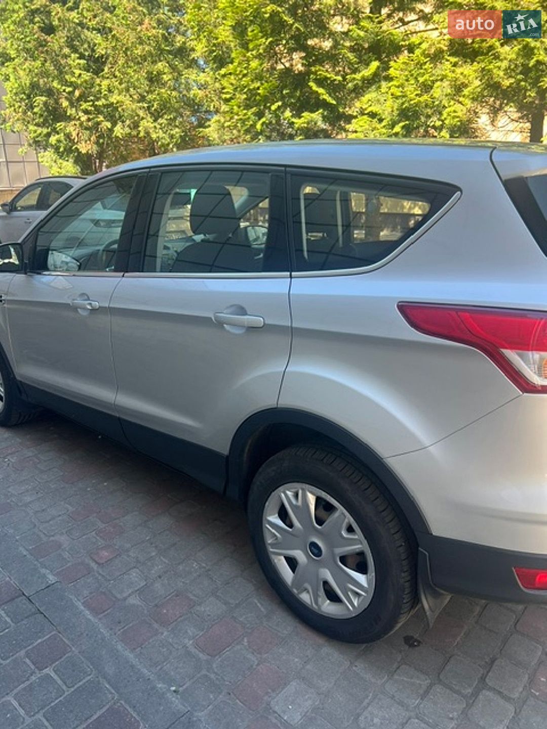 Ford Kuga 2016 VIN WF0AXXWPMAGE21156 фото оголошення 4 з 18