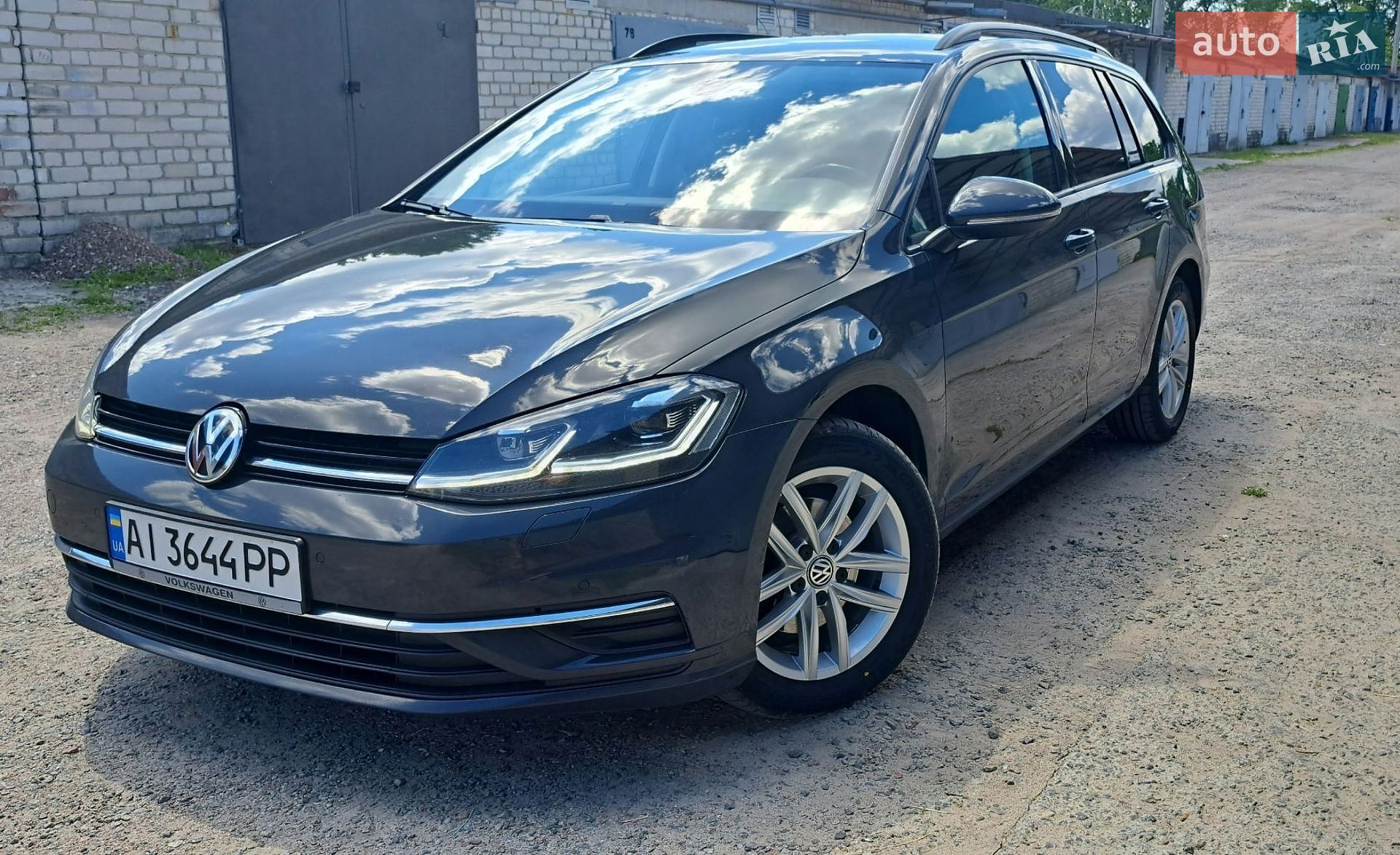 Volkswagen Golf 2018 VIN WVWZZZAUZJP602028 фото оголошення 4 з 20