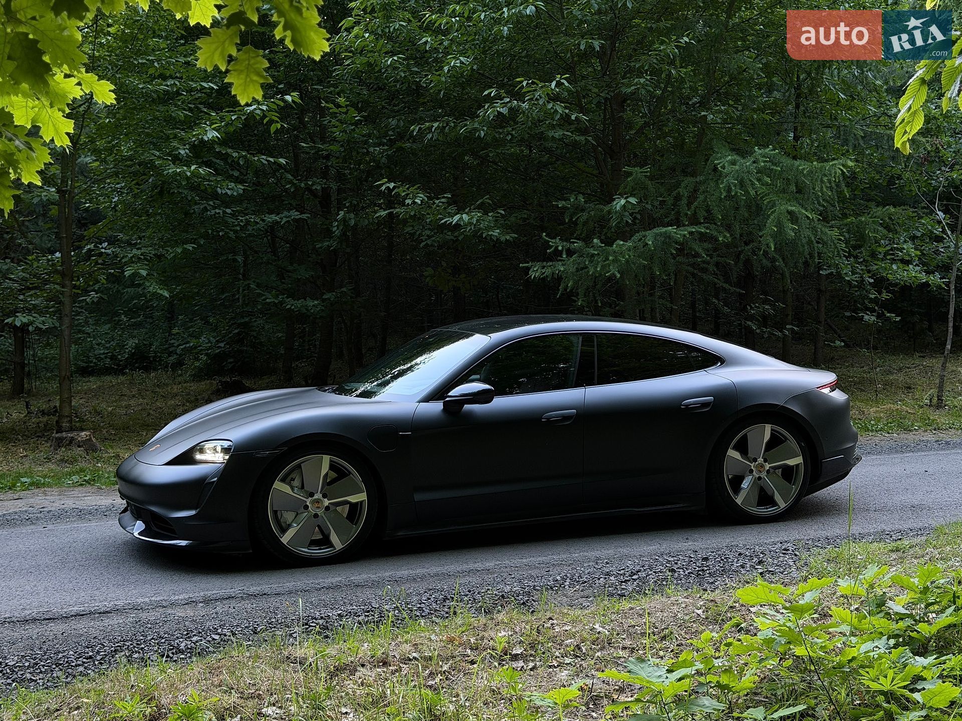 Porsche Taycan 2020 VIN WP0ZZZY1ZLSA68051 фото оголошення 18 з 64