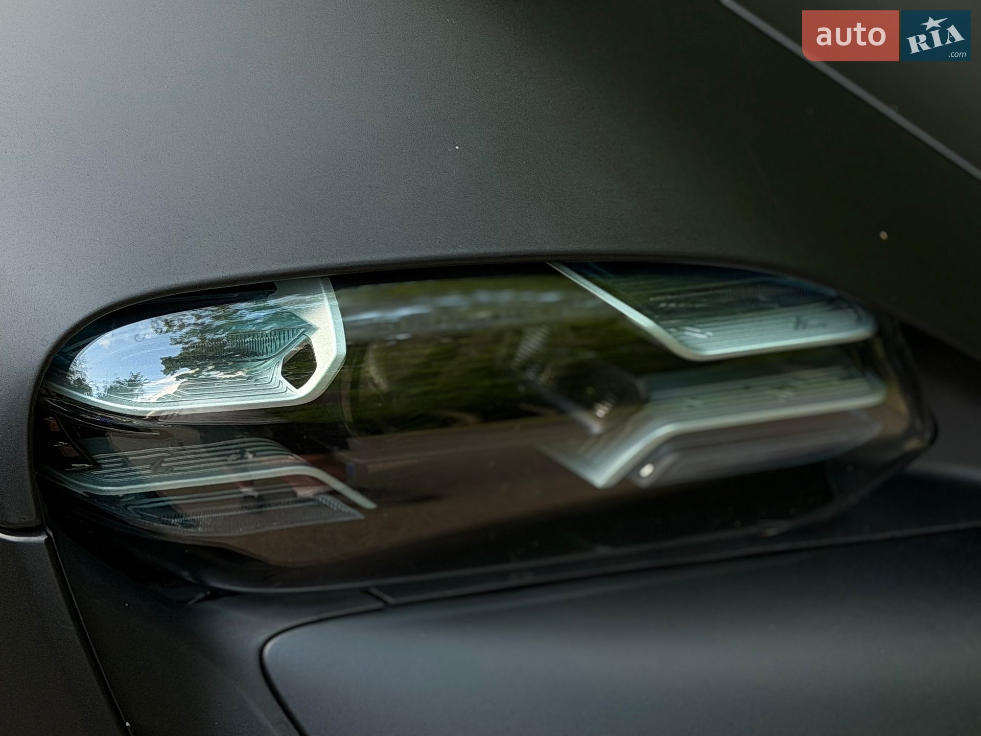 Porsche Taycan 2020 VIN WP0ZZZY1ZLSA68051 фото оголошення 6 з 64