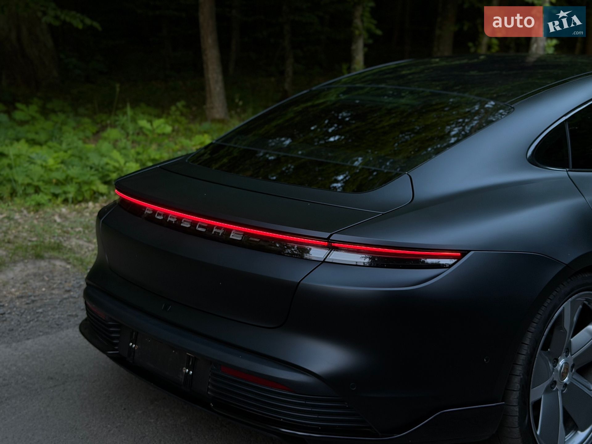 Porsche Taycan 2020 VIN WP0ZZZY1ZLSA68051 фото оголошення 13 з 64