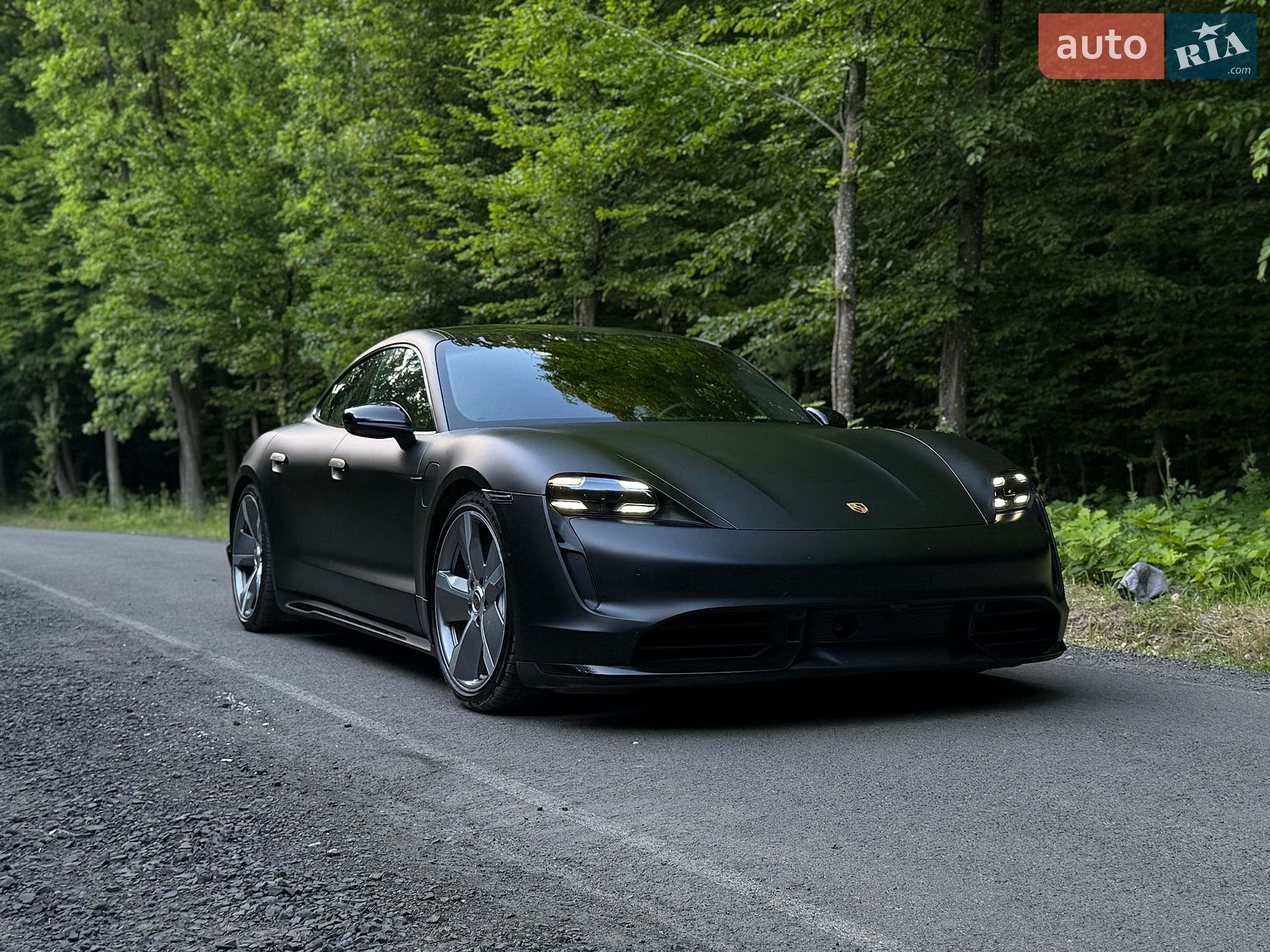 Porsche Taycan 2020 VIN WP0ZZZY1ZLSA68051 фото оголошення 10 з 64