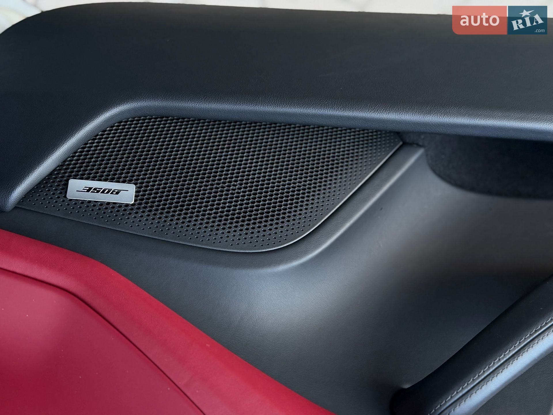 Porsche Taycan 2020 VIN WP0ZZZY1ZLSA68051 фото оголошення 29 з 64