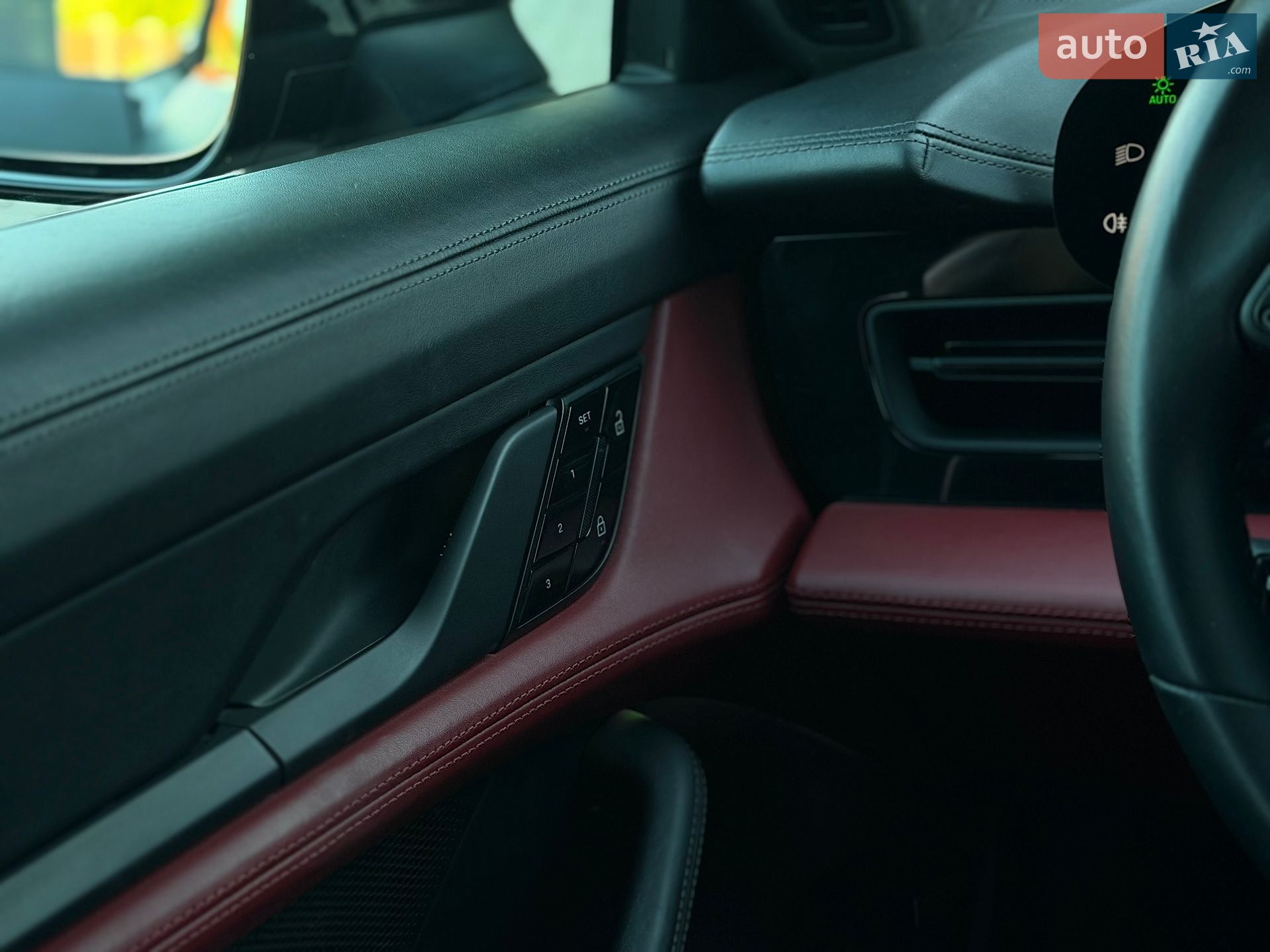 Porsche Taycan 2020 VIN WP0ZZZY1ZLSA68051 фото оголошення 36 з 64