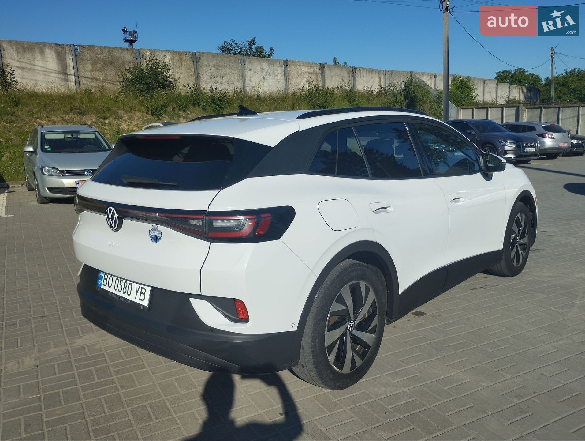 Volkswagen ID.4 2023 VIN 1V2CMPE88PC012154 фото оголошення 2 з 19
