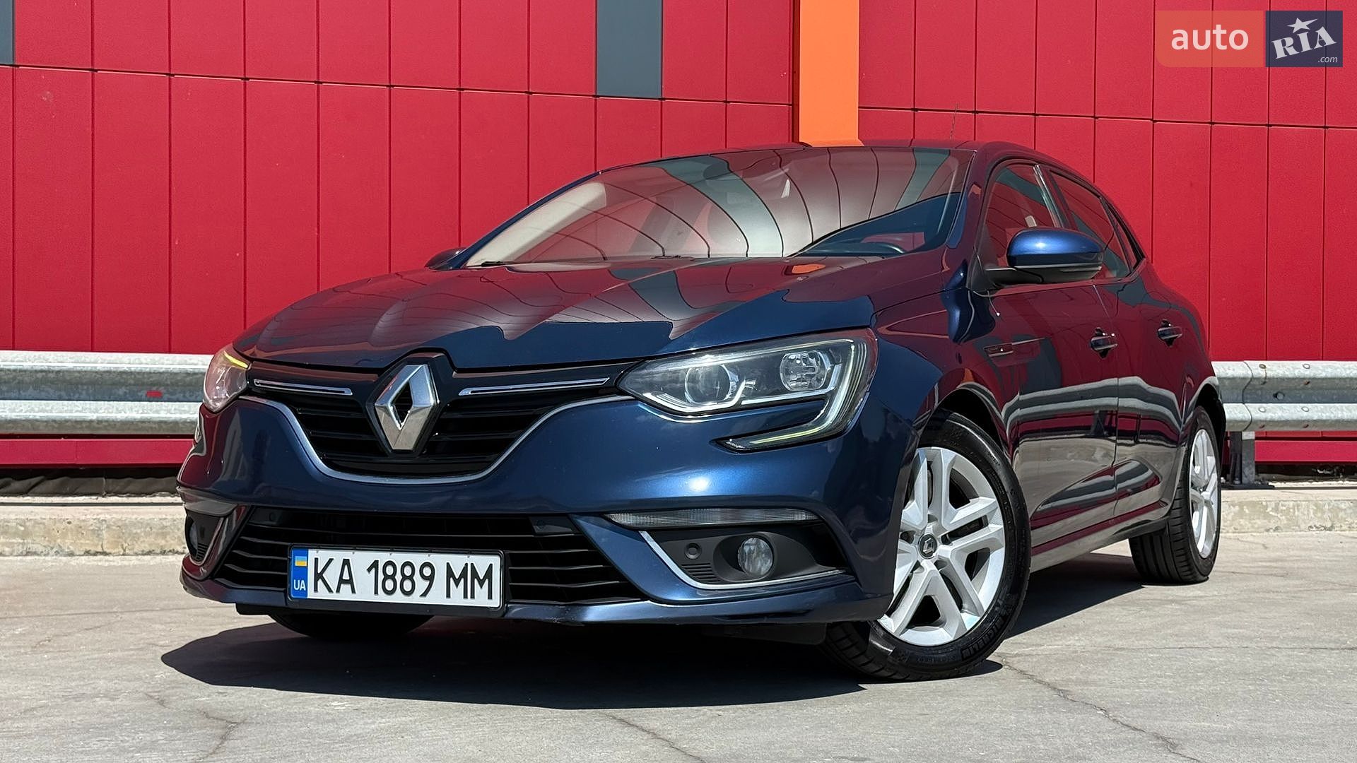 Renault Megane 2017 VIN VF1RFB00157481181 фото оголошення 2 з 62
