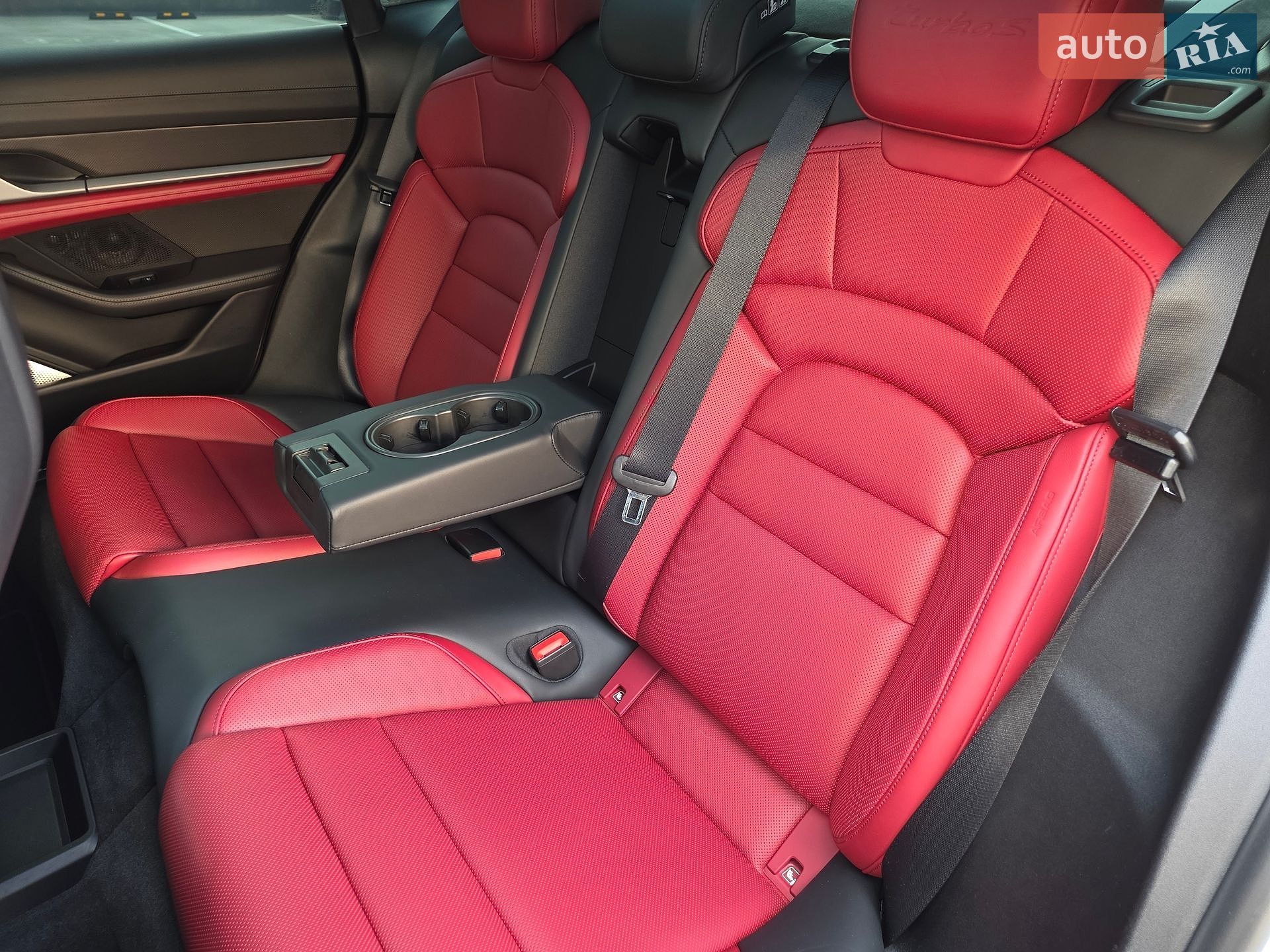 Porsche Taycan 2021 VIN WP0ZZZY1ZMSA57857 фото оголошення 33 з 44