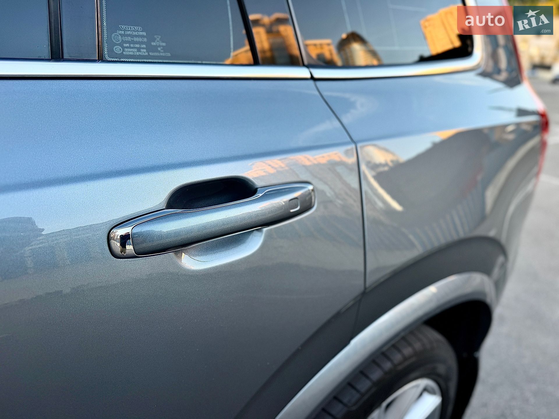 Volvo XC90 2016 VIN YV1LCA4BCG1081147 фото оголошення 36 з 70