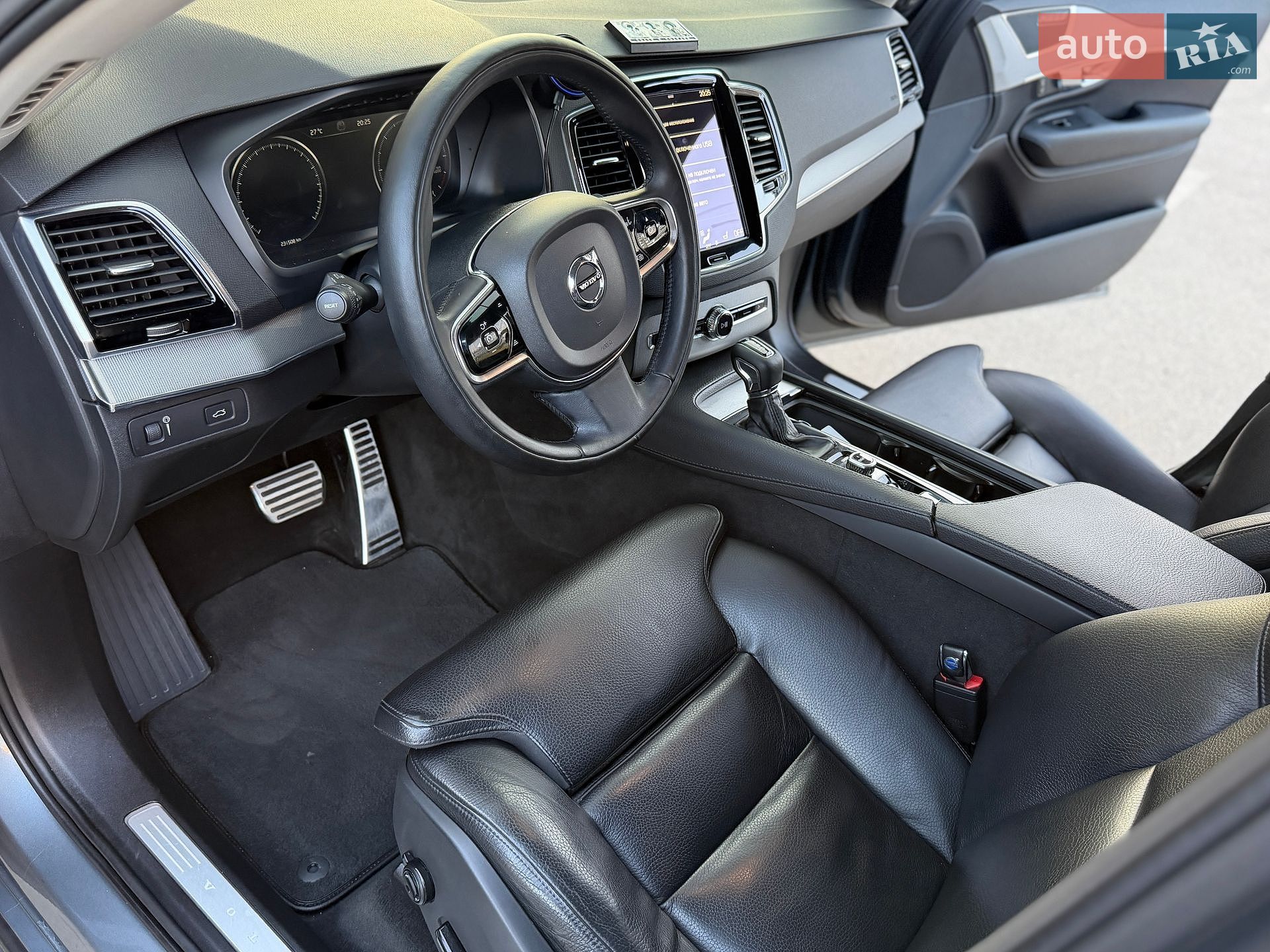 Volvo XC90 2016 VIN YV1LCA4BCG1081147 фото оголошення 37 з 70