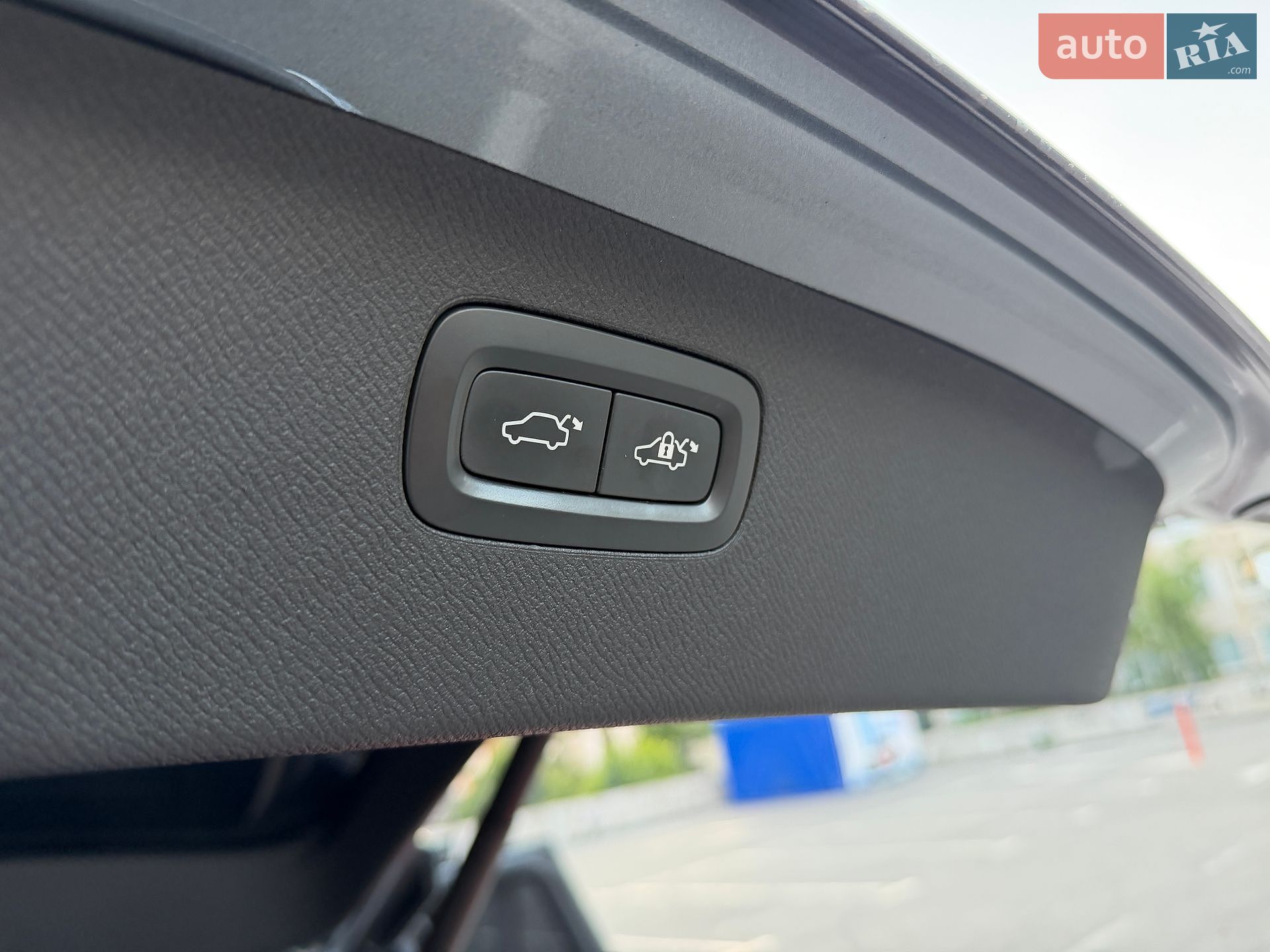 Volvo XC90 2016 VIN YV1LCA4BCG1081147 фото оголошення 53 з 70