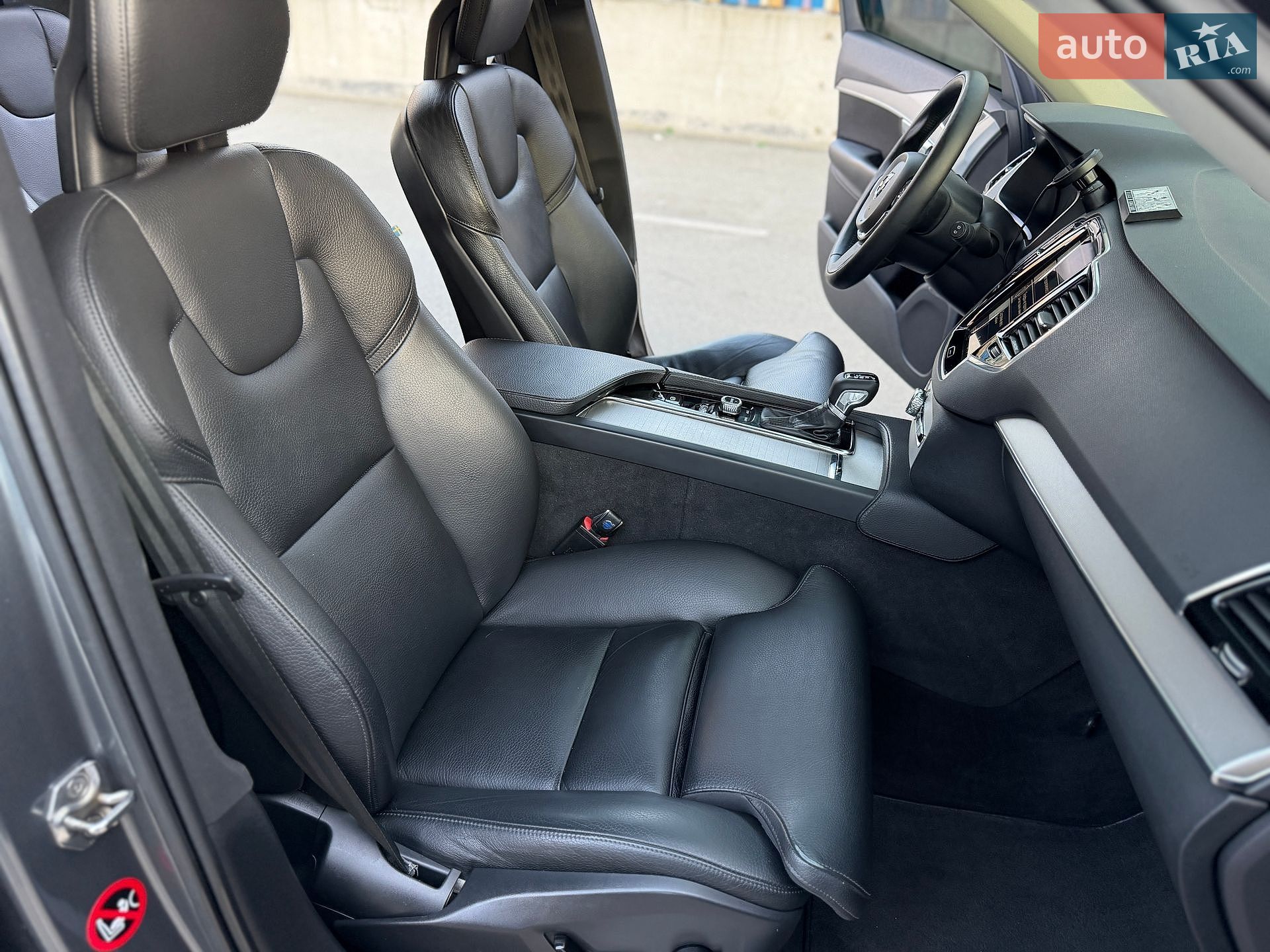 Volvo XC90 2016 VIN YV1LCA4BCG1081147 фото оголошення 59 з 70