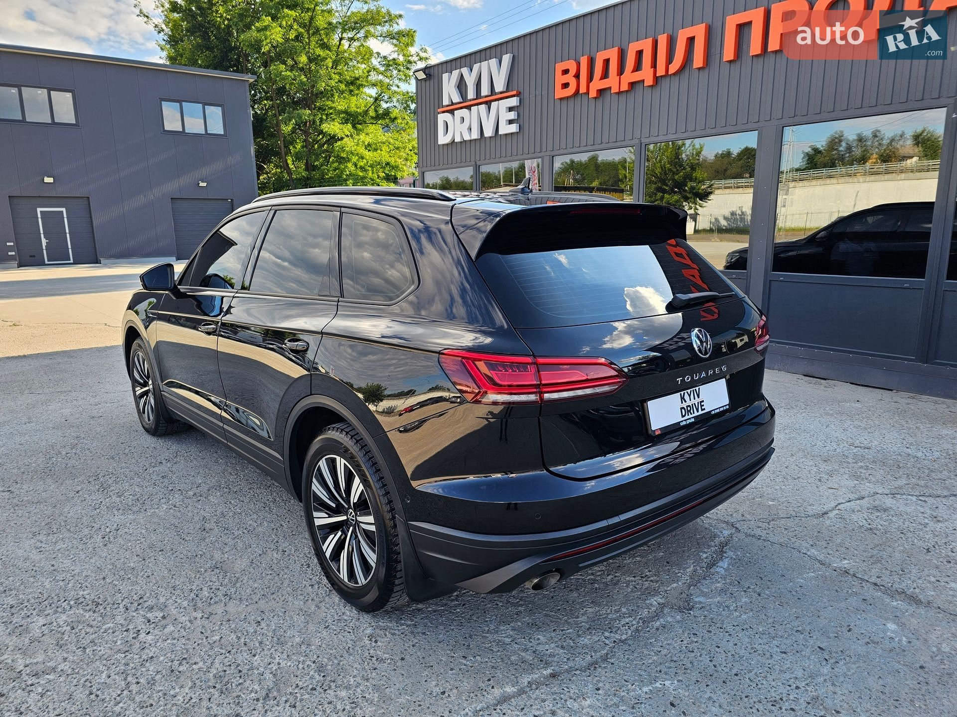Volkswagen Touareg 2021 VIN WVGZZZCRZMD037949 фото оголошення 8 з 38