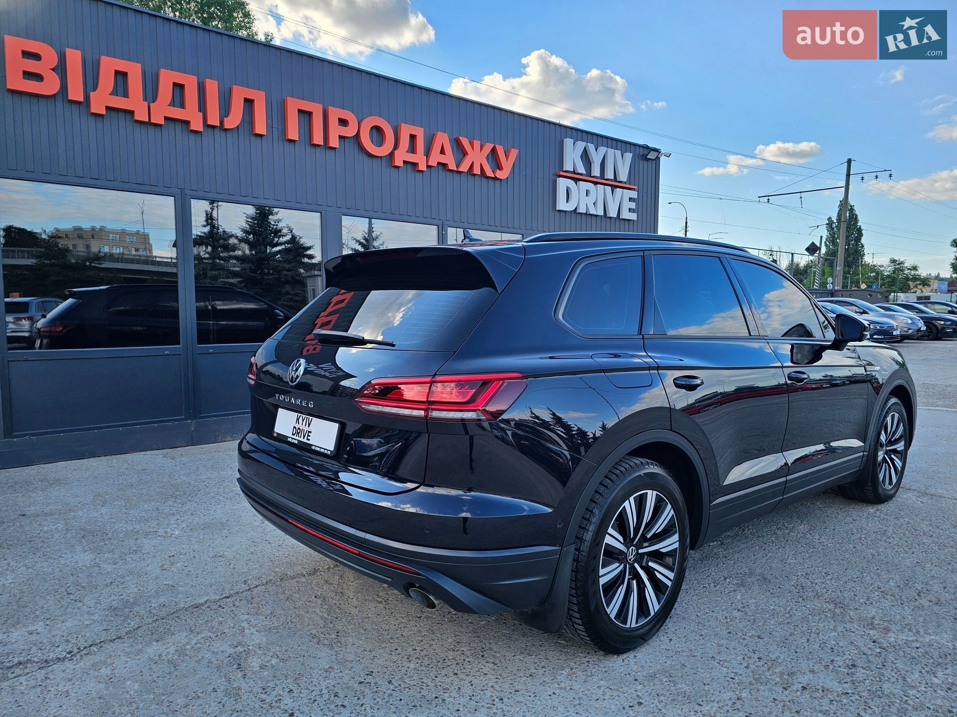 Volkswagen Touareg 2021 VIN WVGZZZCRZMD037949 фото оголошення 9 з 38