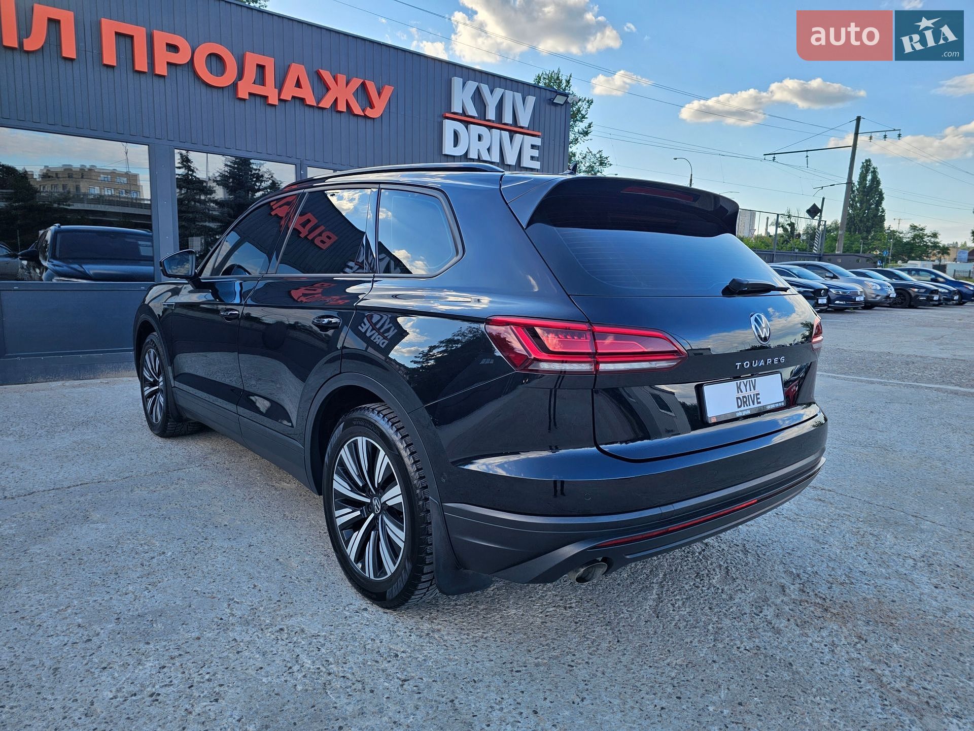 Volkswagen Touareg 2021 VIN WVGZZZCRZMD037949 фото оголошення 11 з 38