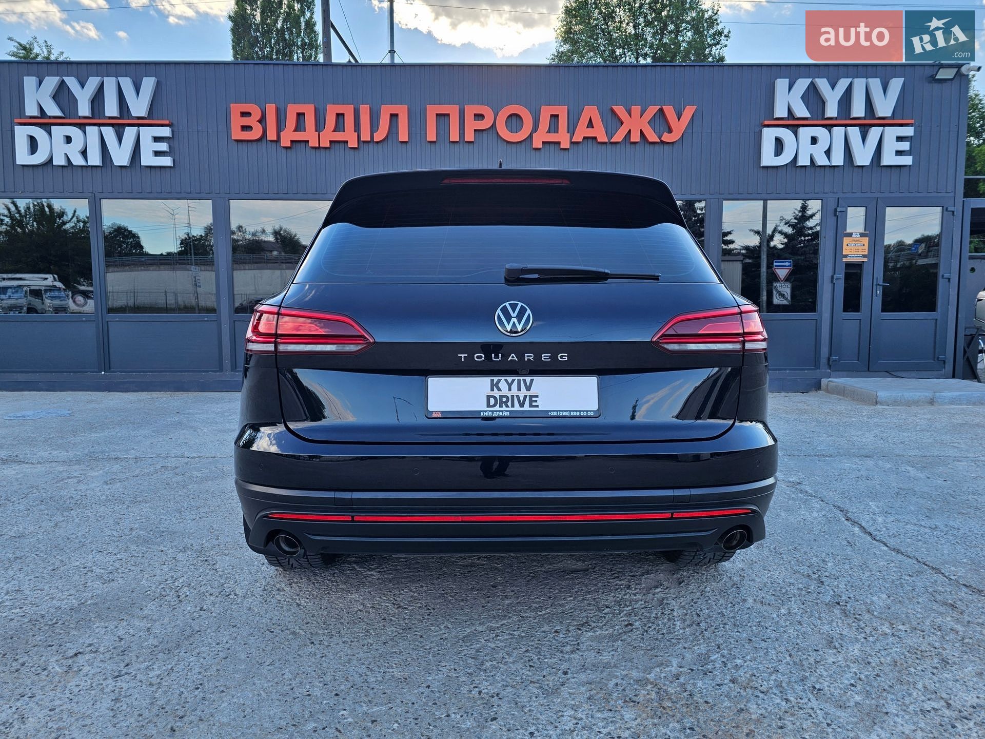 Volkswagen Touareg 2021 VIN WVGZZZCRZMD037949 фото оголошення 7 з 38