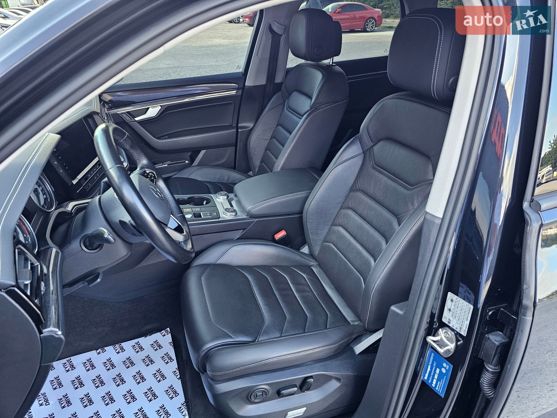 Volkswagen Touareg 2021 VIN WVGZZZCRZMD037949 фото оголошення 20 з 38