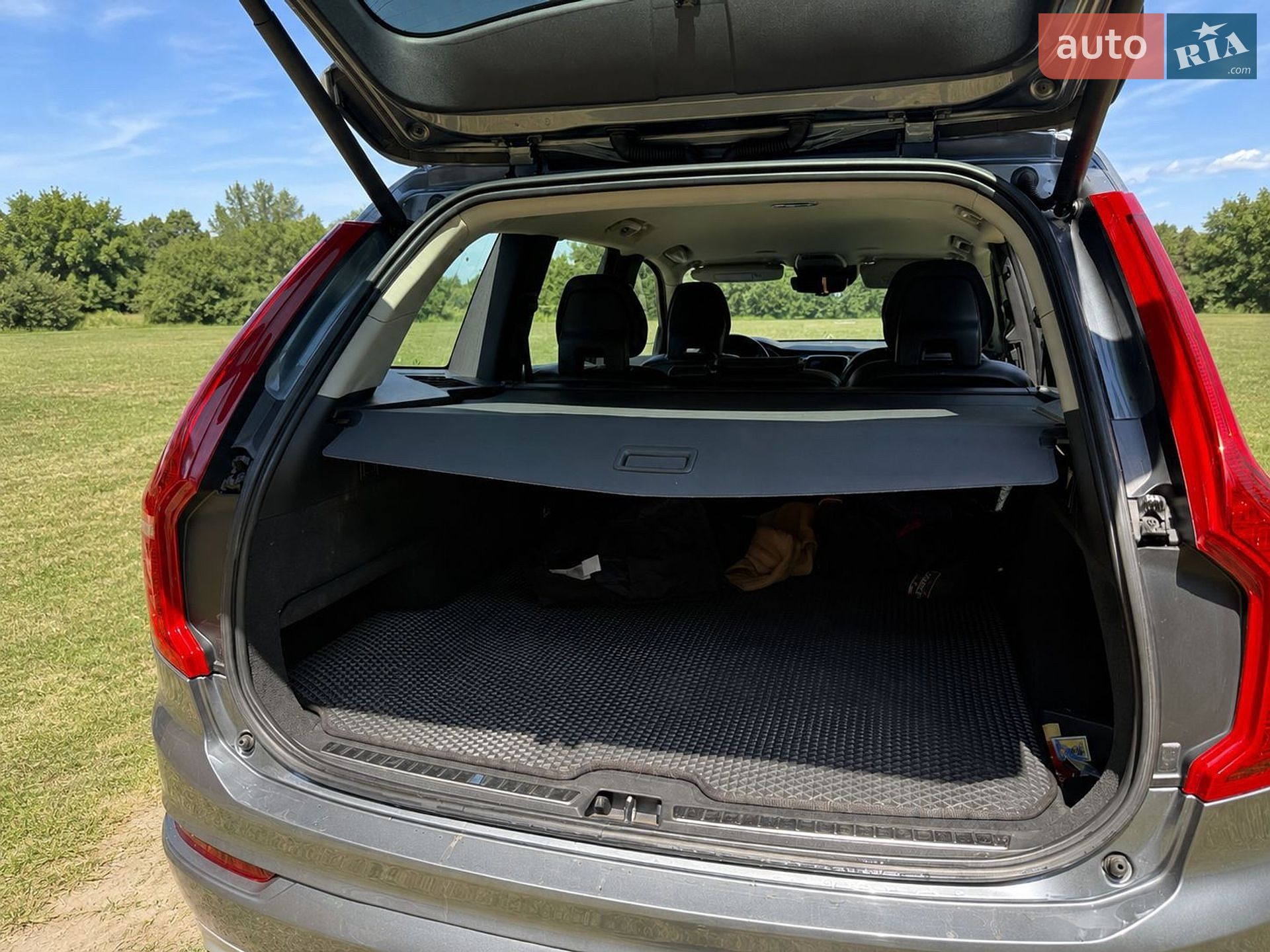 Volvo Xc90 2018 VIN YV1LC68UCK1467094 фото оголошення 4 з 12