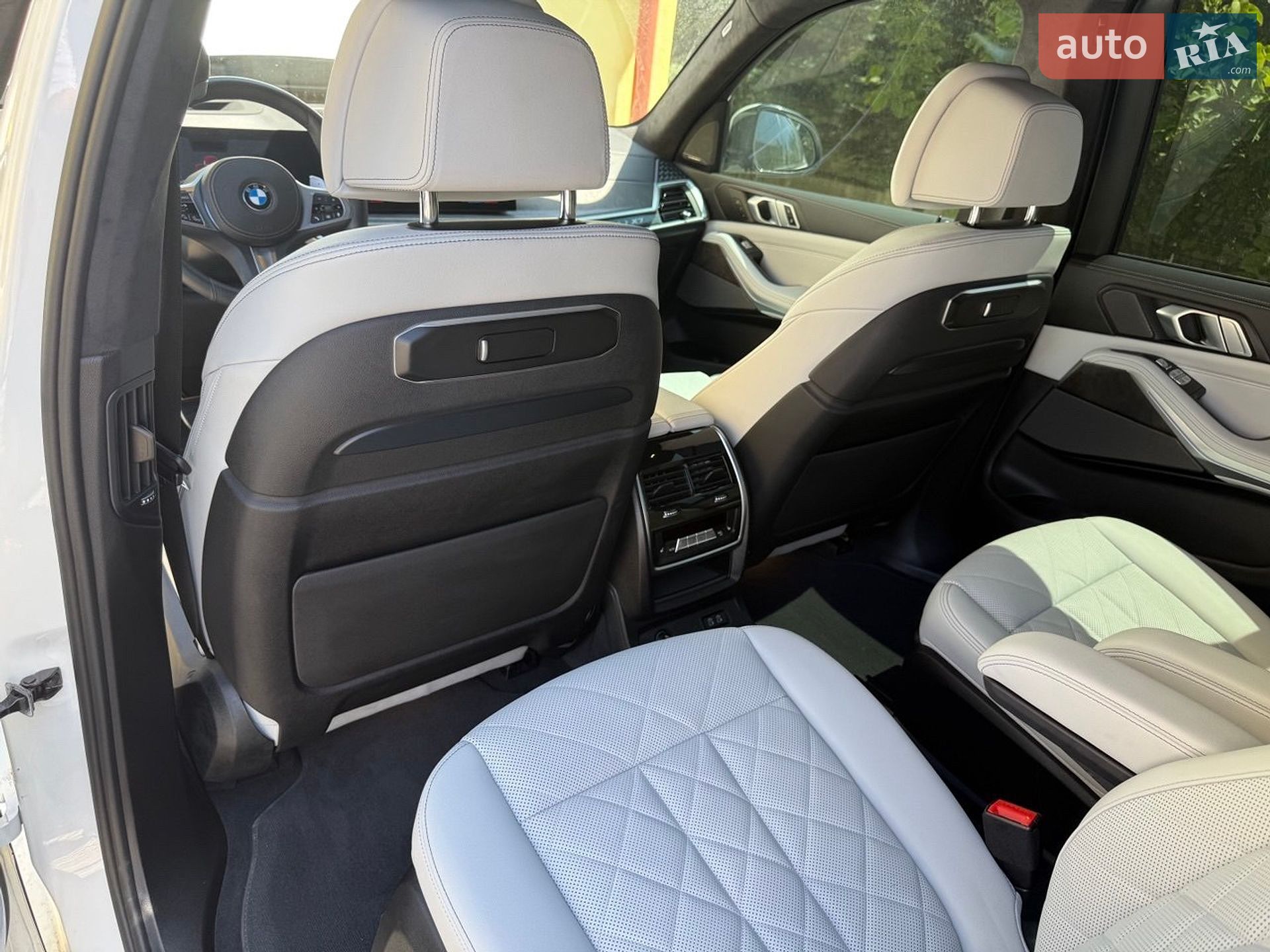 BMW X7 2024 VIN 5UX23EM06R9V80711 фото оголошення 20 з 24