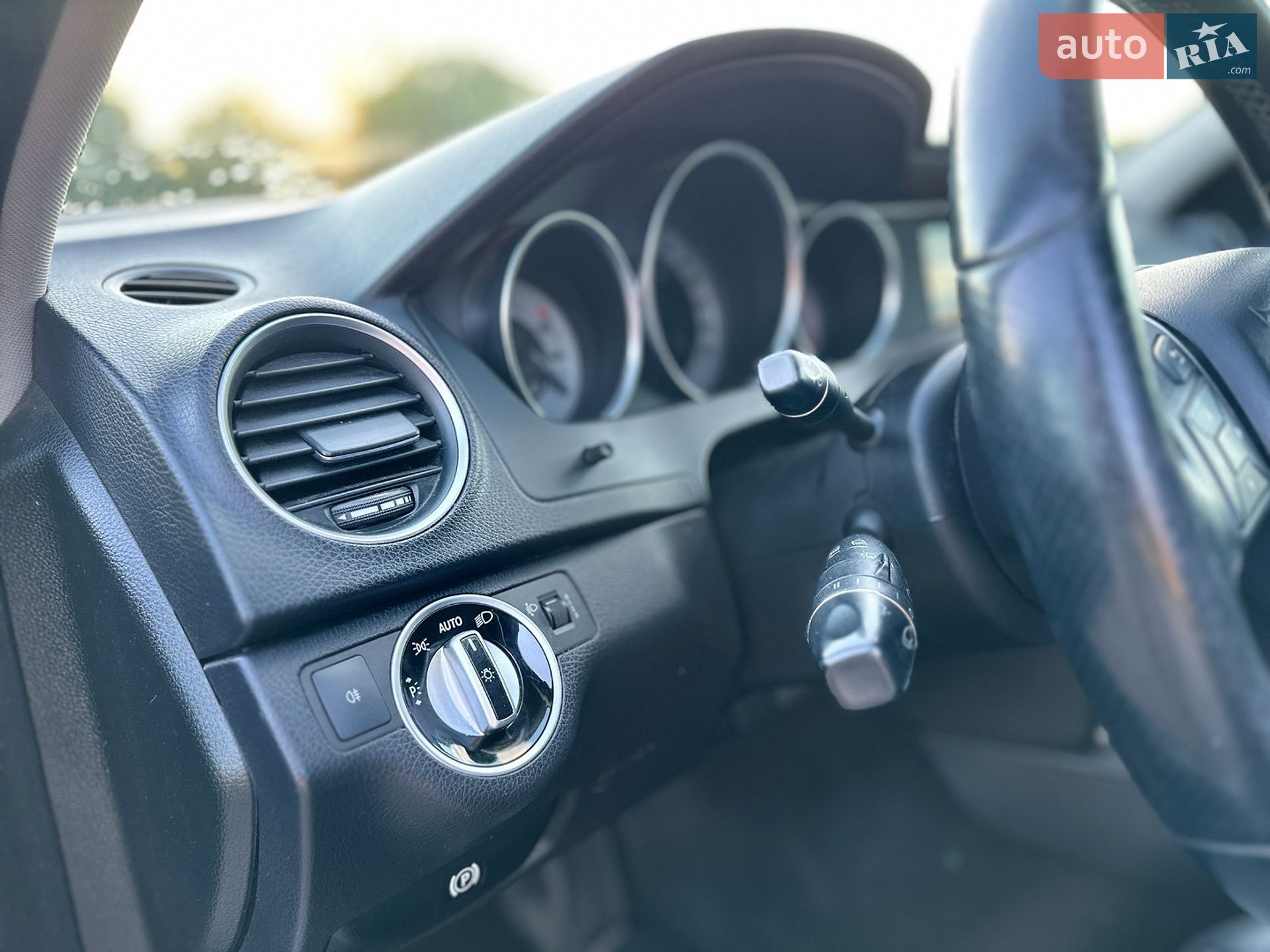 Mercedes-Benz C-Class 2011 VIN WDD2042001F726662 фото оголошення 13 з 24