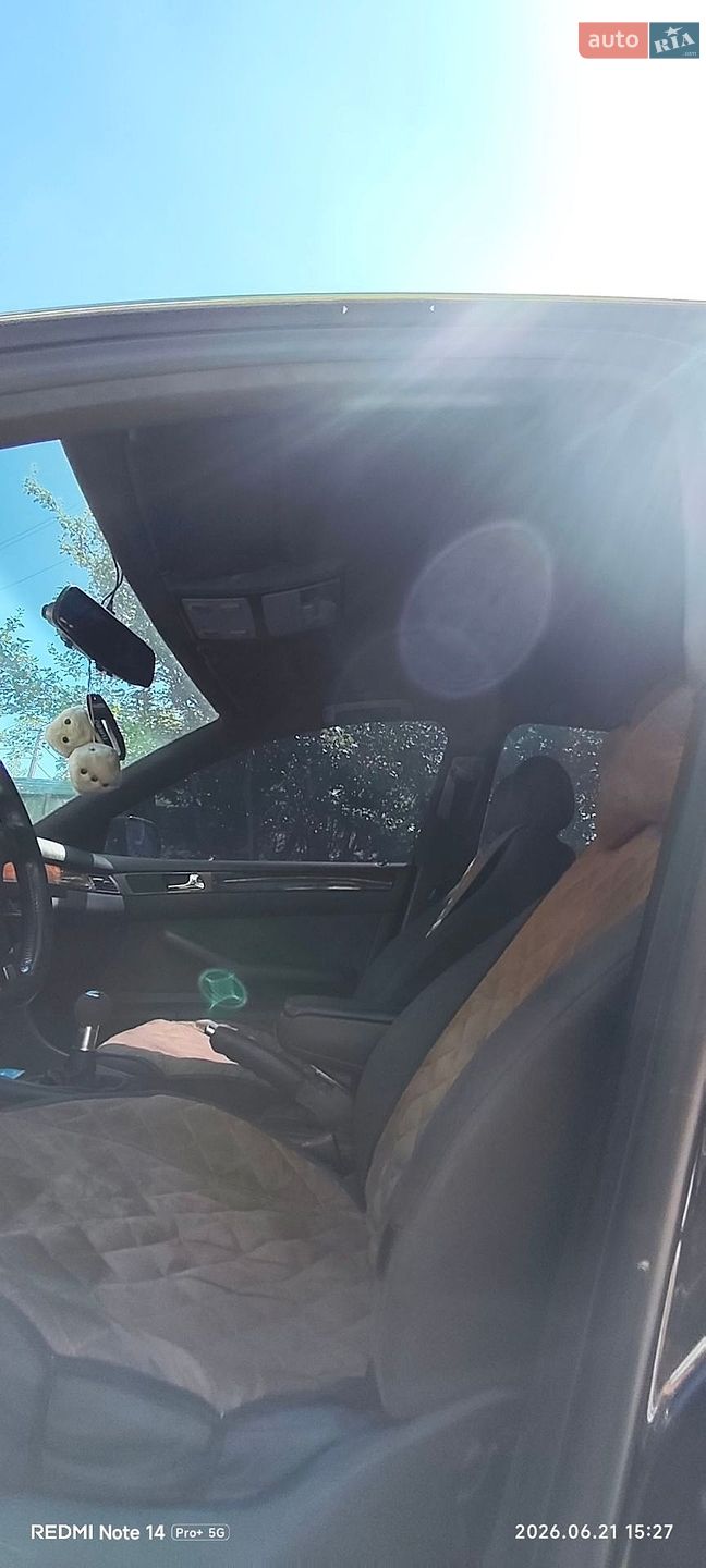 Audi A6 1997 VIN WAUZZZ4BZWN050452 фото оголошення 26 з 33