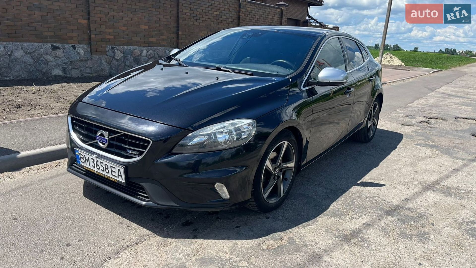 Volvo V40 2014 VIN YV1MV8461E2130075 фото оголошення 2 з 41