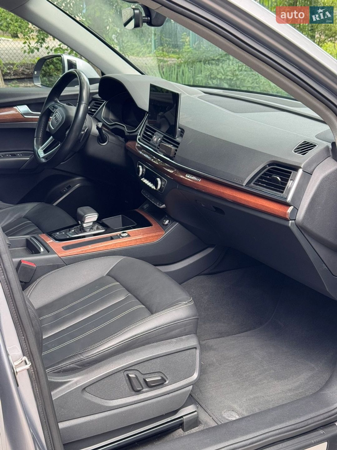 Audi Q5 2021 VIN WA1AAAFY0M2002243 фото оголошення 16 з 17