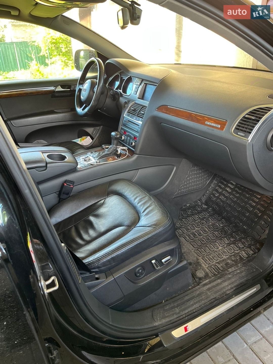 Audi Q7 2013 VIN WAUZZZ4L6DD034395 фото оголошення 10 з 17