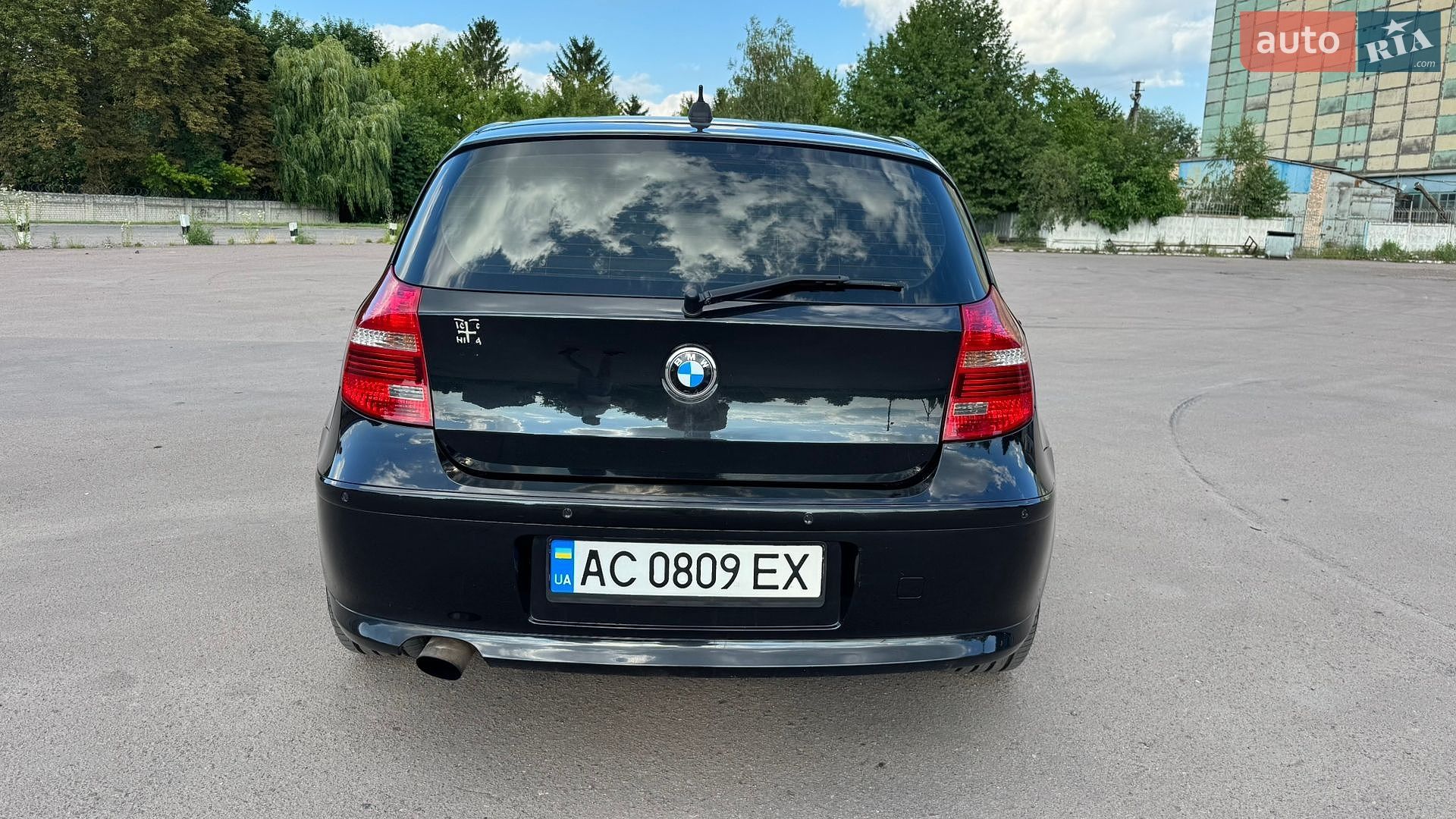 BMW 1 Series 2008 VIN WBAUD71010P258688 фото оголошення 5 з 27