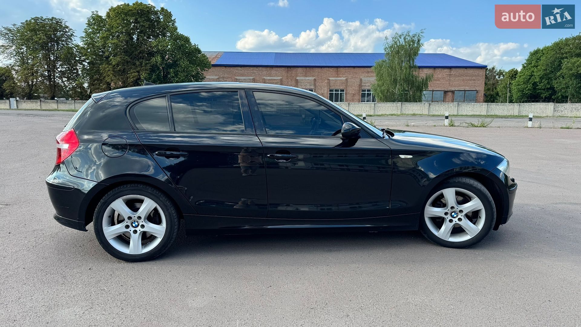 BMW 1 Series 2008 VIN WBAUD71010P258688 фото оголошення 7 з 27