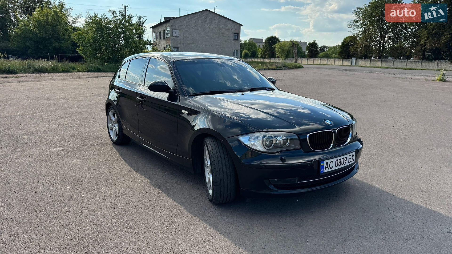 BMW 1 Series 2008 VIN WBAUD71010P258688 фото оголошення 8 з 27