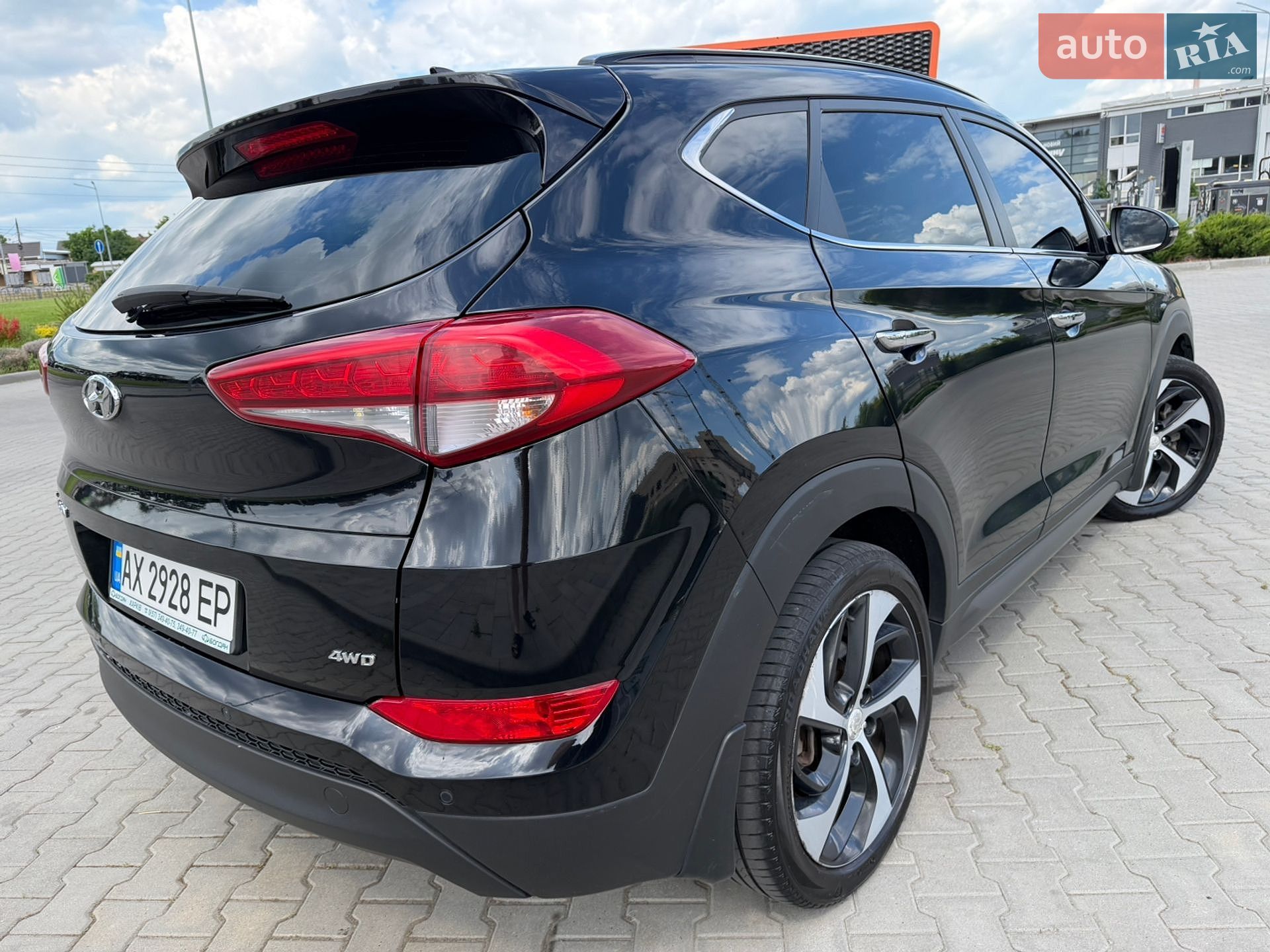 Hyundai Tucson 2016 VIN TMAJ3813DHJ340625 фото оголошення 7 з 15