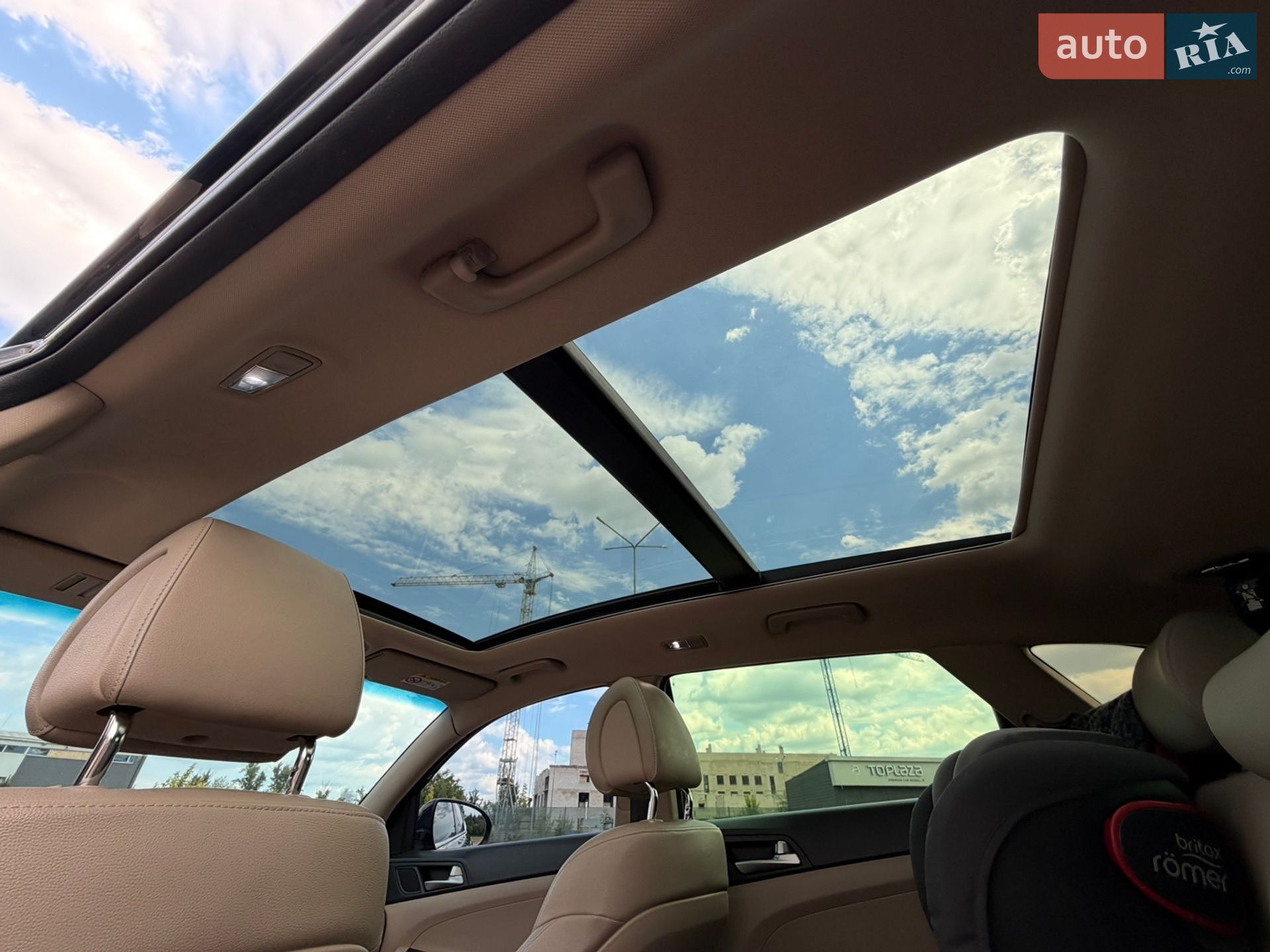 Hyundai Tucson 2016 VIN TMAJ3813DHJ340625 фото оголошення 11 з 15