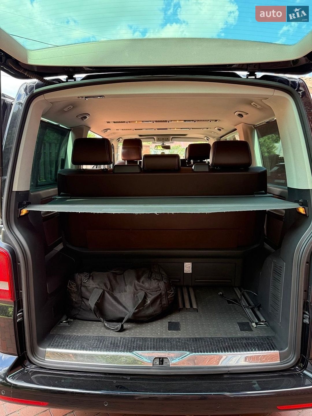 Volkswagen Multivan 2012 VIN WV2ZZZ7HZDH009103 фото оголошення 9 з 10