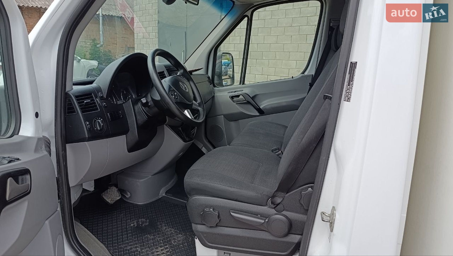 Mercedes-Benz Sprinter 2016 VIN WDB9061351N667957 фото оголошення 7 з 12