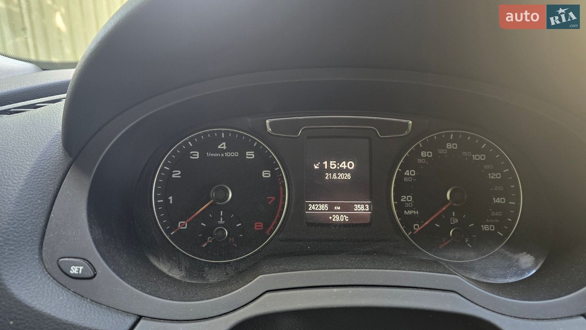 Audi Q3 2016 VIN WA1EFCFS4GR015051 фото оголошення 30 з 37