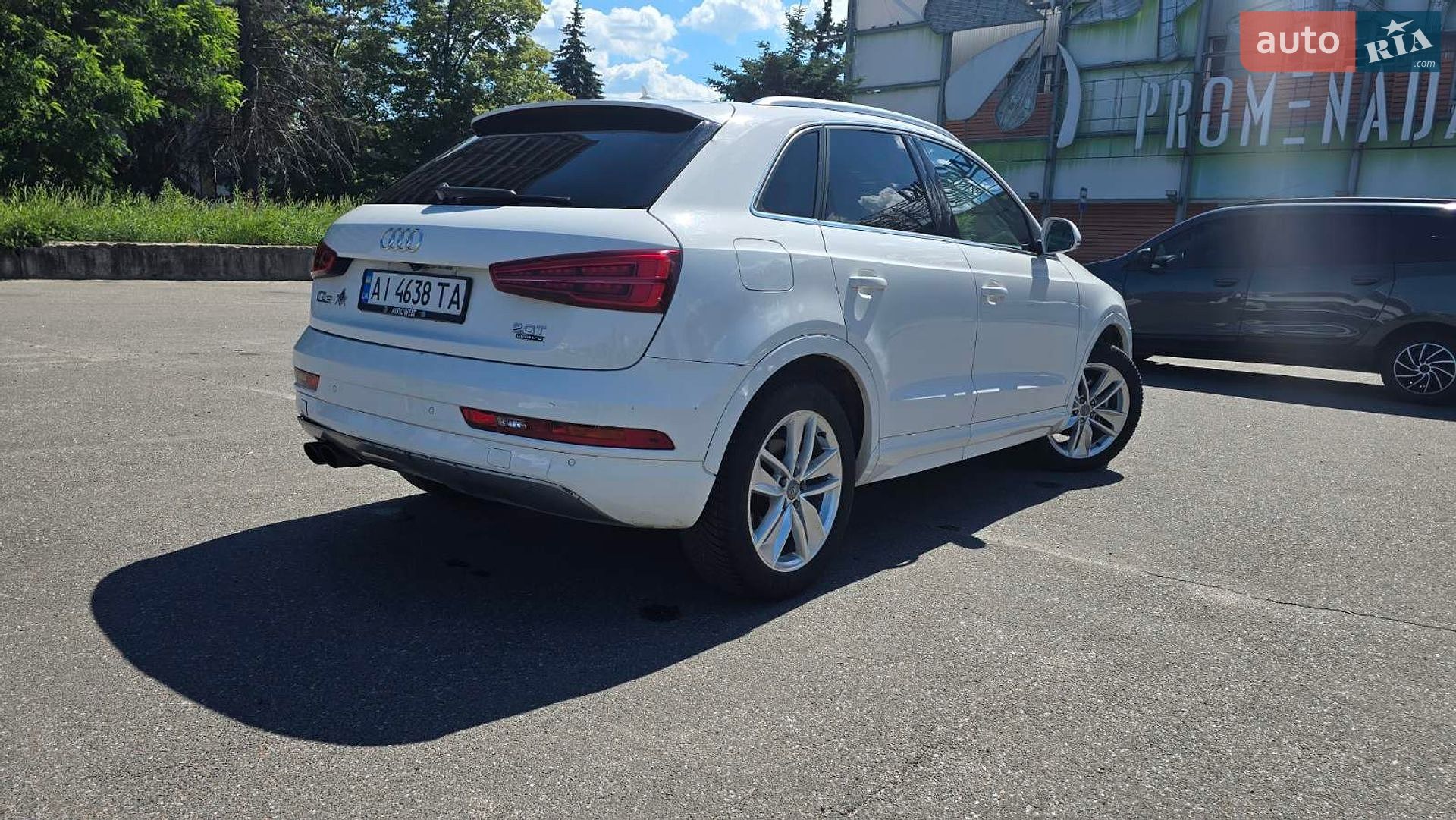 Audi Q3 2016 VIN WA1EFCFS4GR015051 фото оголошення 11 з 37
