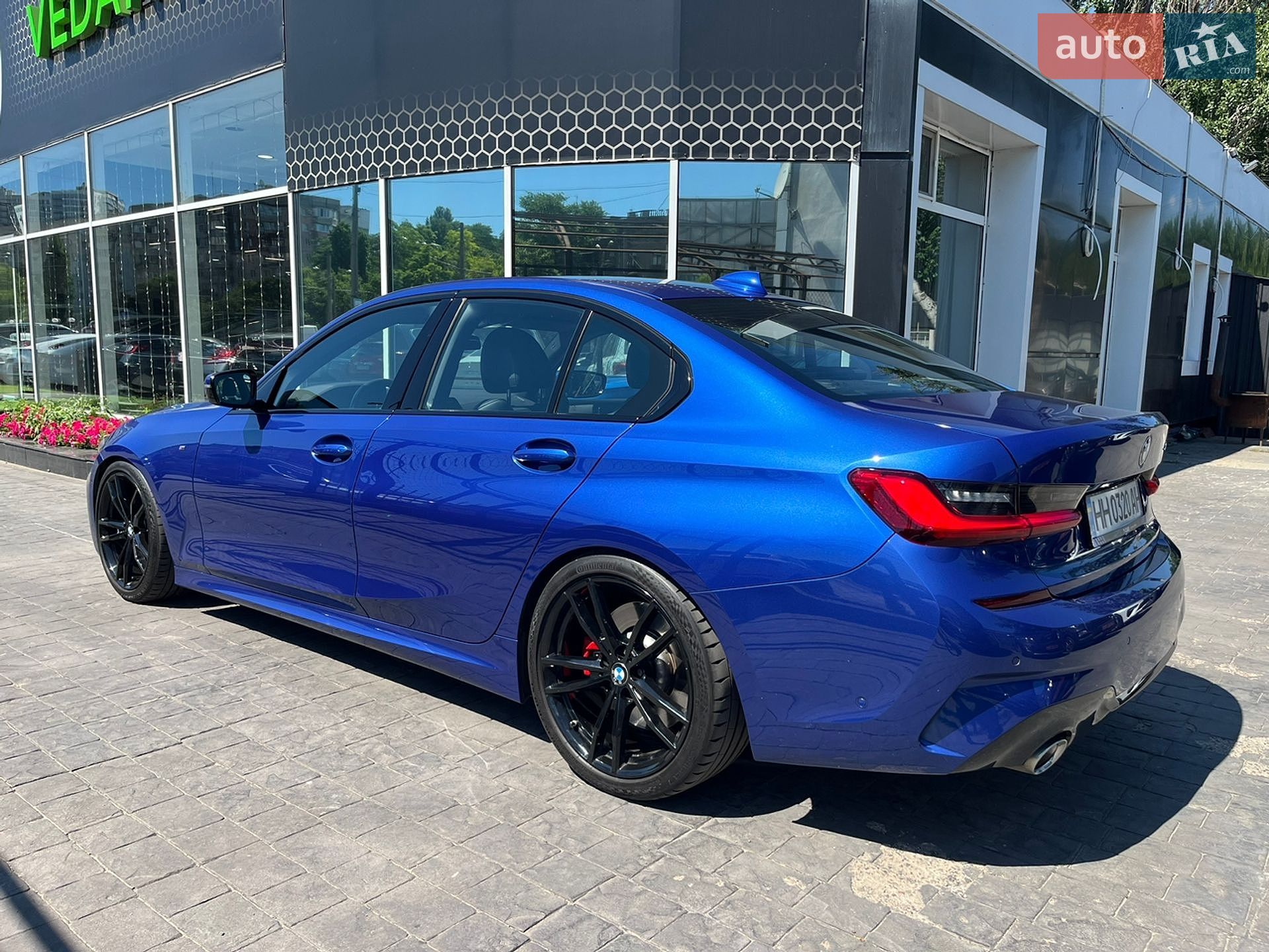 BMW 3 Series 2019 VIN WBA5V5106KAJ58565 фото оголошення 8 з 53