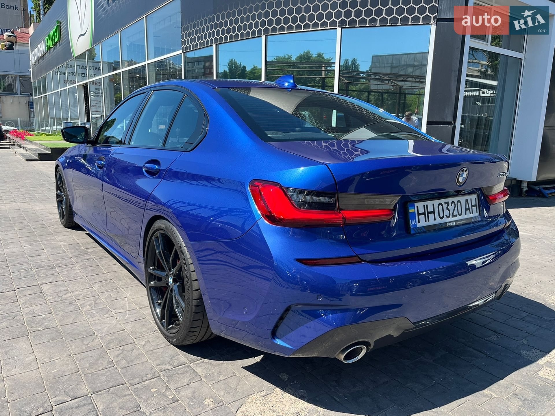 BMW 3 Series 2019 VIN WBA5V5106KAJ58565 фото оголошення 11 з 53