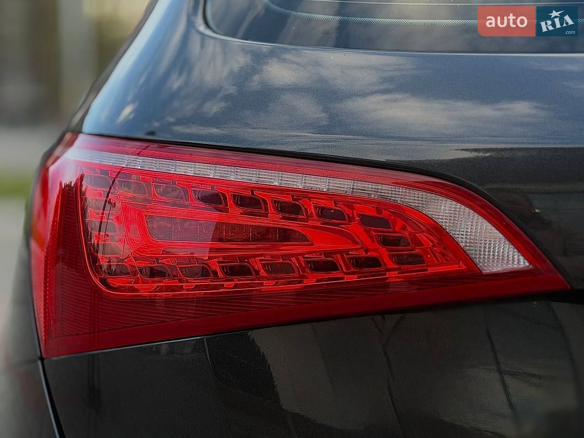 Audi Q5 2009 VIN WAUZZZ8R8AA045054 фото оголошення 8 з 31