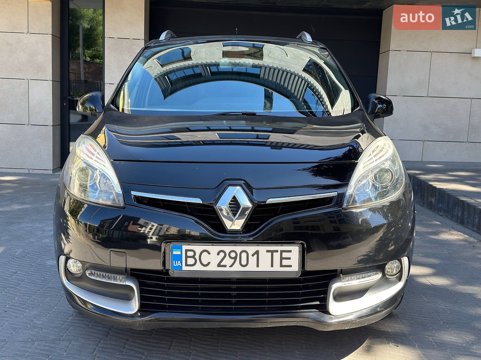 Renault Grand Scenic 2015 VIN VF1JZ14P652359969 фото оголошення 2 з 30