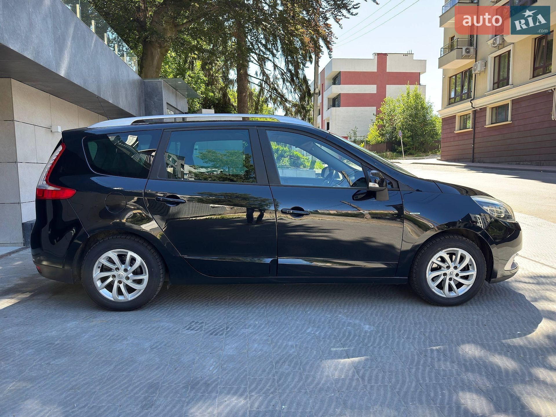 Renault Grand Scenic 2015 VIN VF1JZ14P652359969 фото оголошення 5 з 30